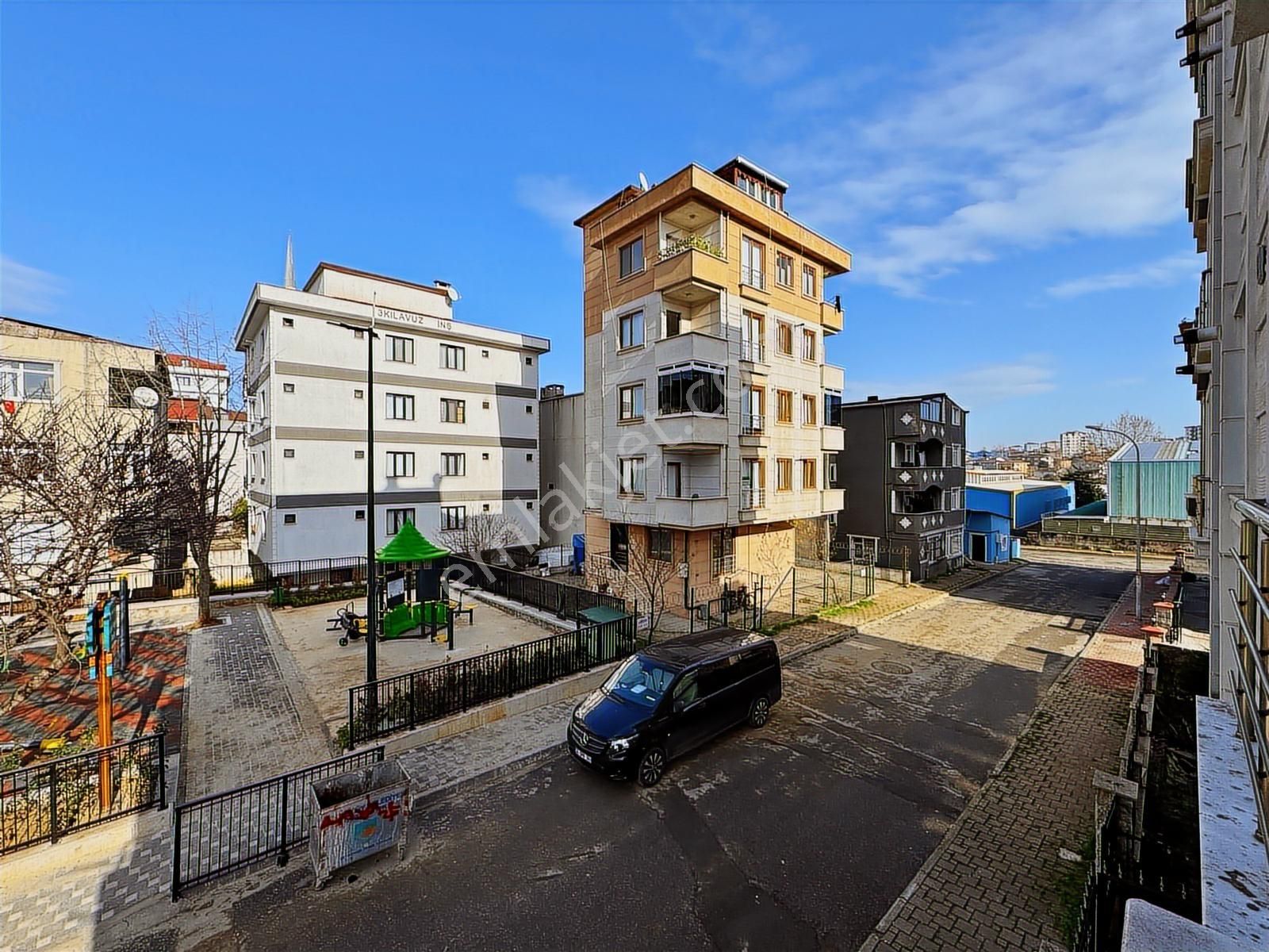 Çekmeköy Taşdelende Açık Otoparklı Klimalı 2+1 Boş Daire - Görsel 15