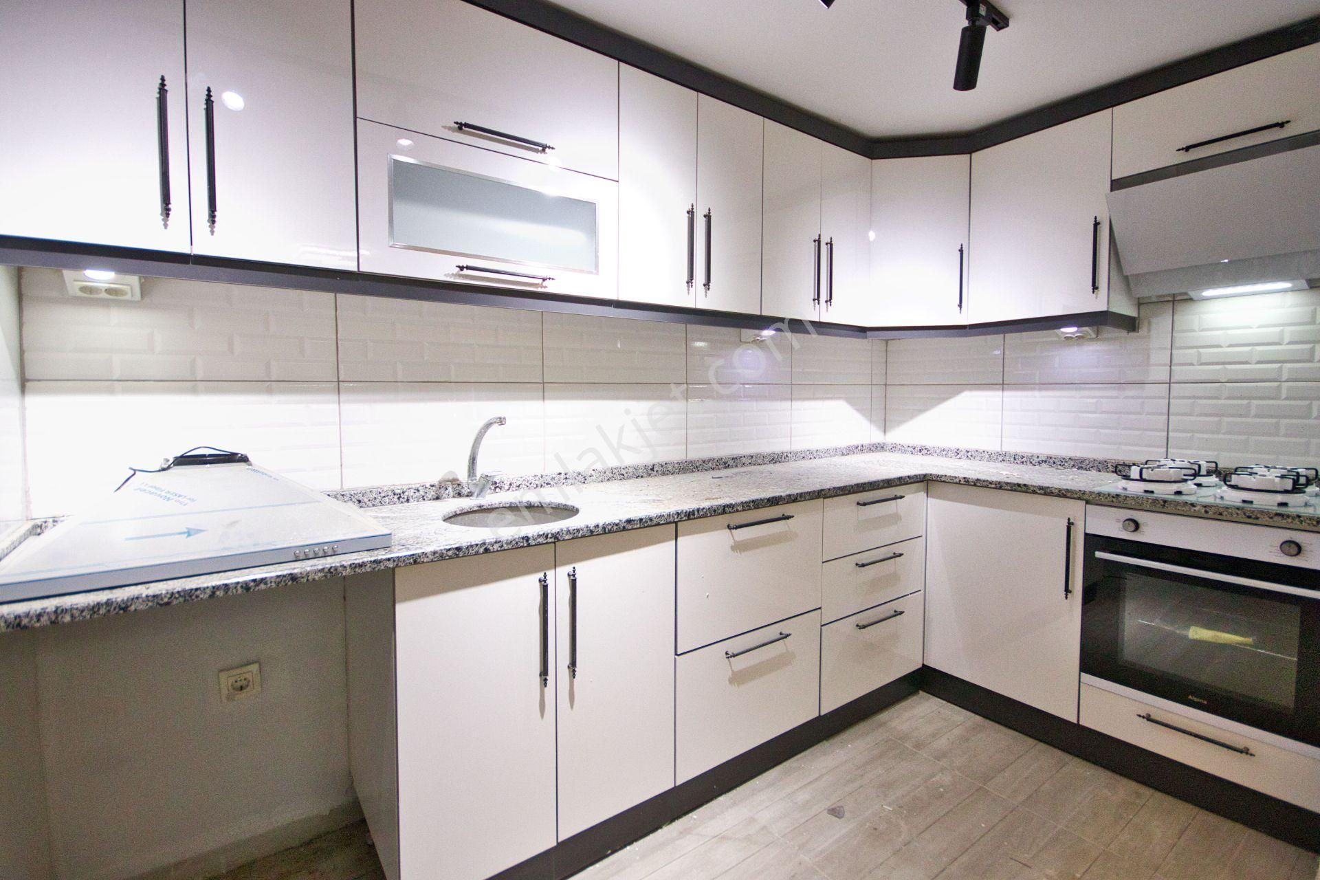 🛑🛑aktiften Akçay Merkezde Satılık Denize Yakın Doğalgazlı Harika Asansörlü 2+1daire - Görsel 9