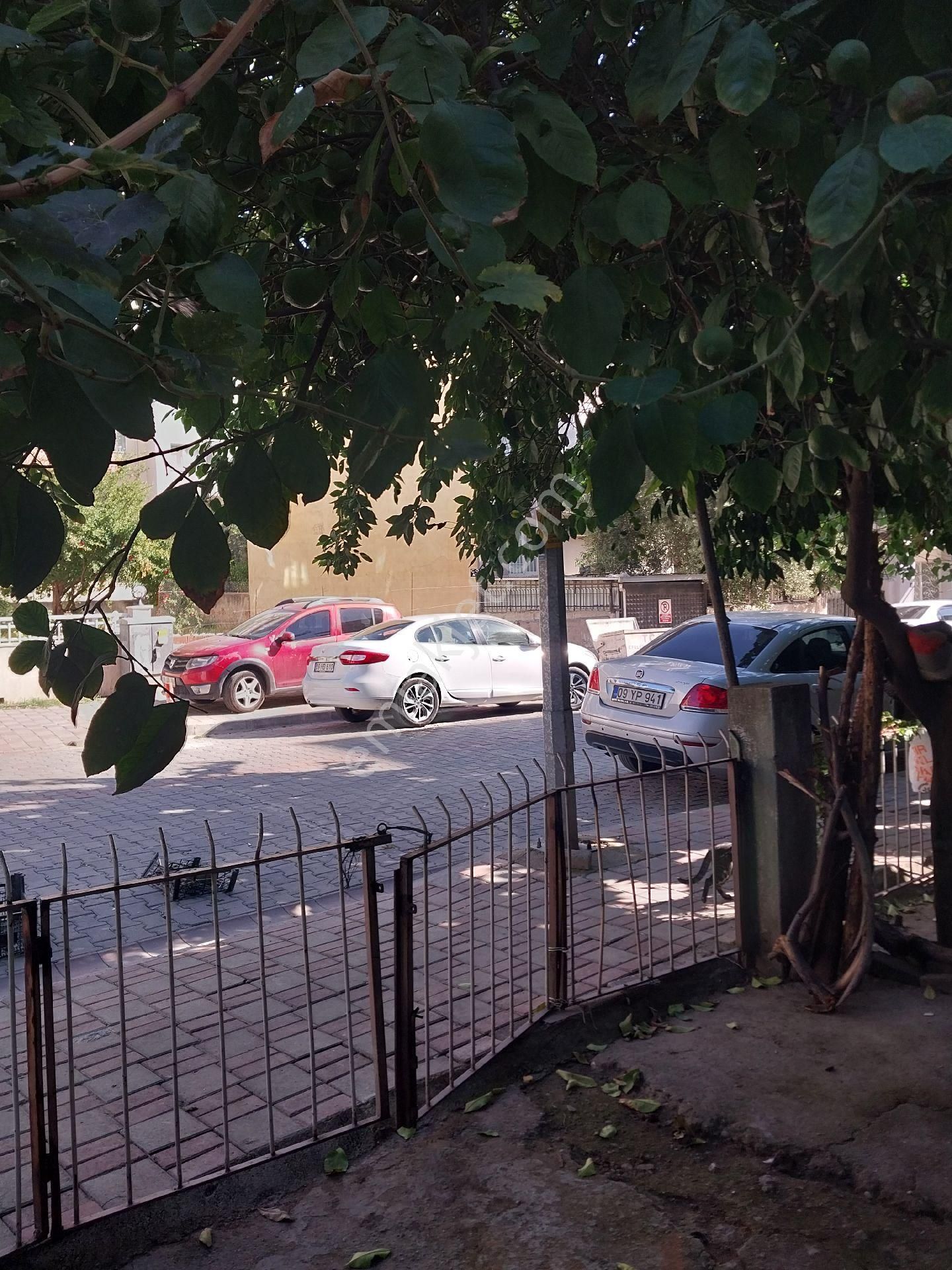 Aydın Efeler Mahallesinde Satılık 140 M2 Daire