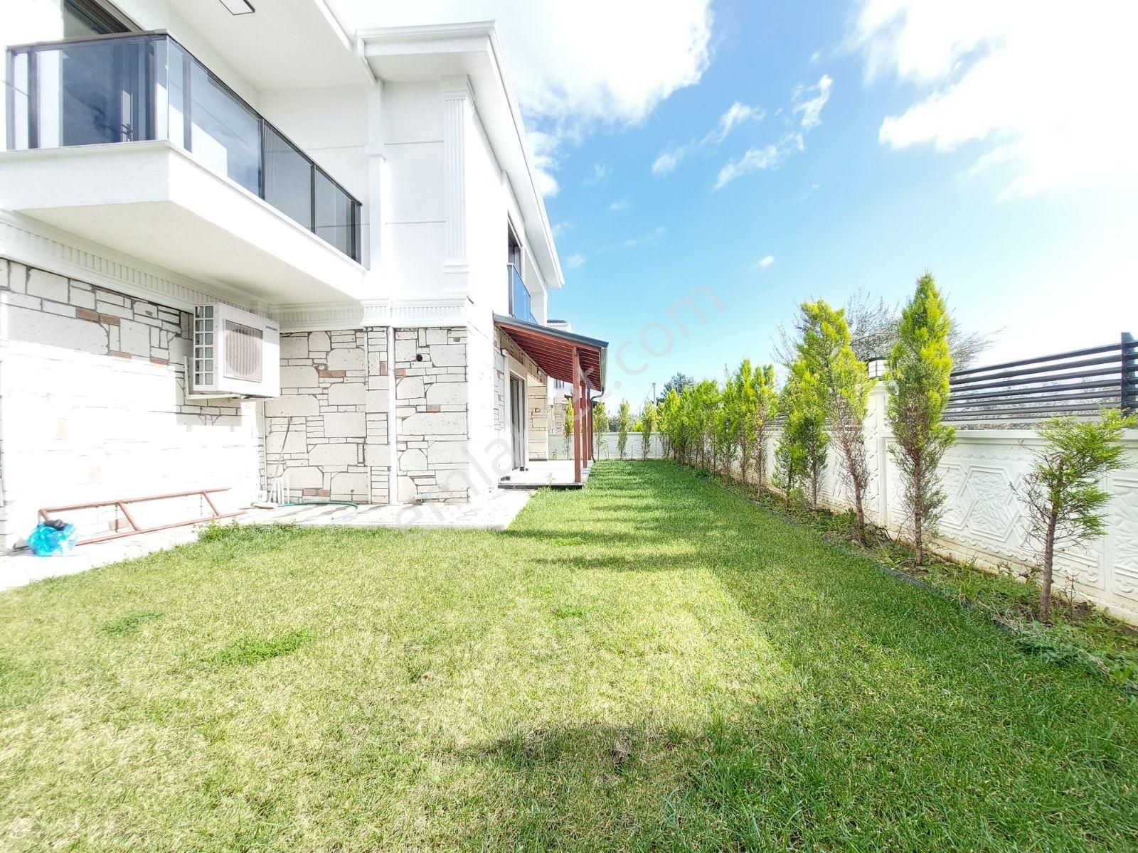 Güre'de, Alaçatı Konseptli 4+1 Ultra Lüks Akıllı Villa - Görsel 29