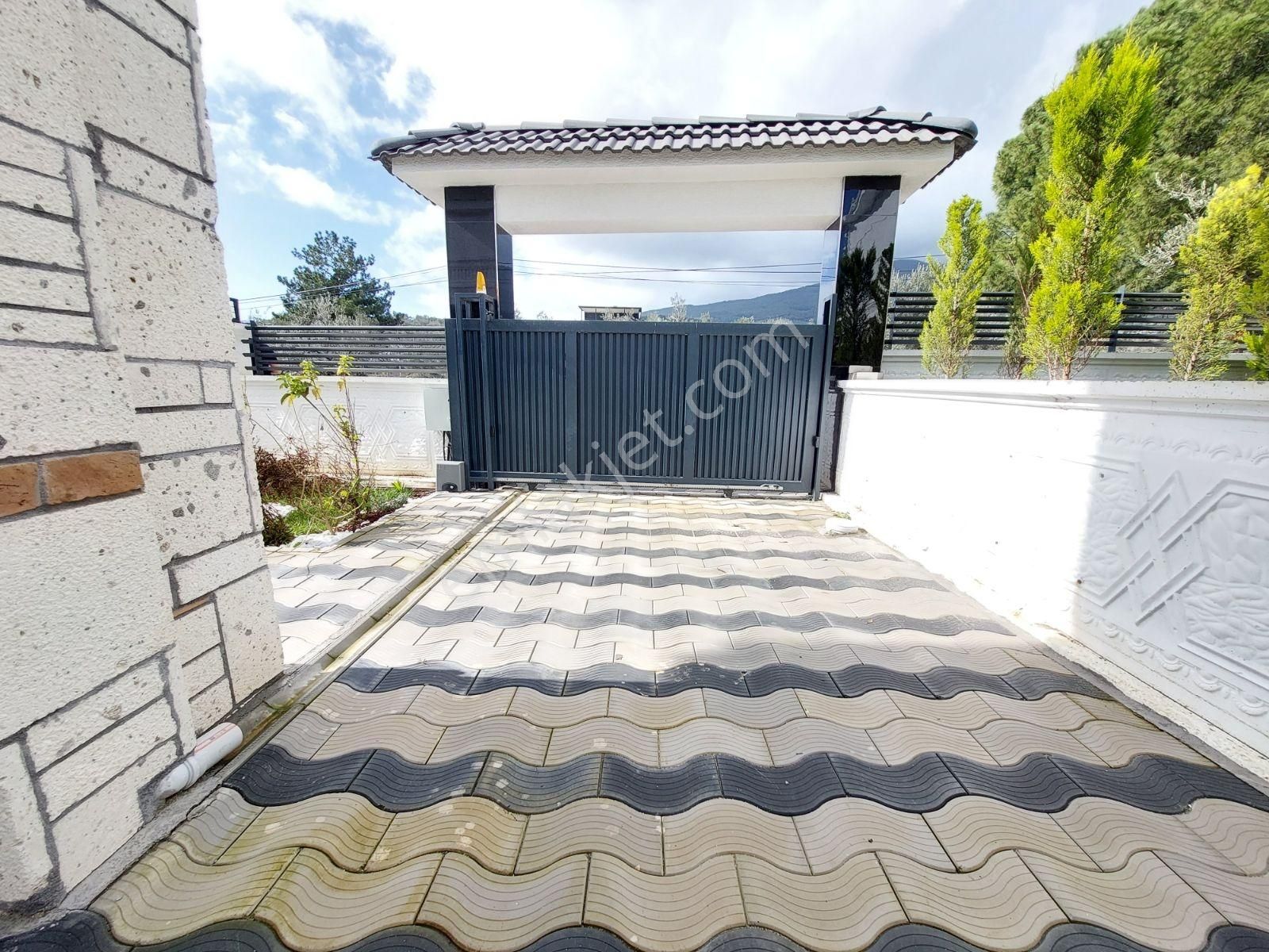 Güre'de, Alaçatı Konseptli 4+1 Ultra Lüks Akıllı Villa - Görsel 4