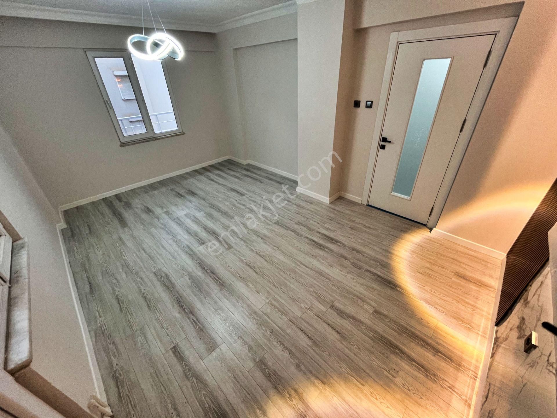 🛑🛑aktiften Akçay Merkez'de Satılık Denize Yakın Ön Cephe Arakat Harika 2+1 Daire - Görsel 7