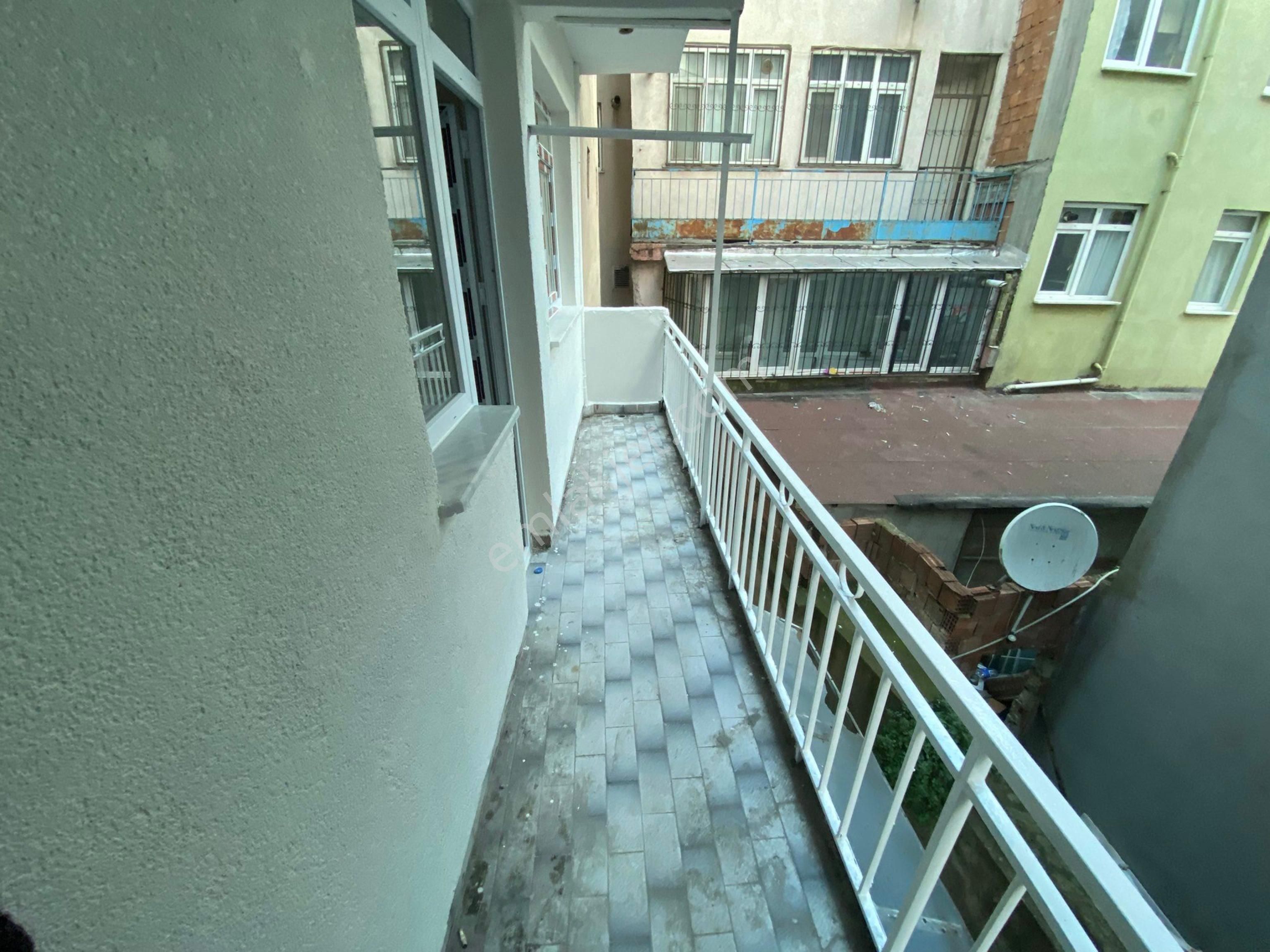 Es Gayrımenkul Cerrahpaşa‘da Kıralık Daıre - Görsel 6