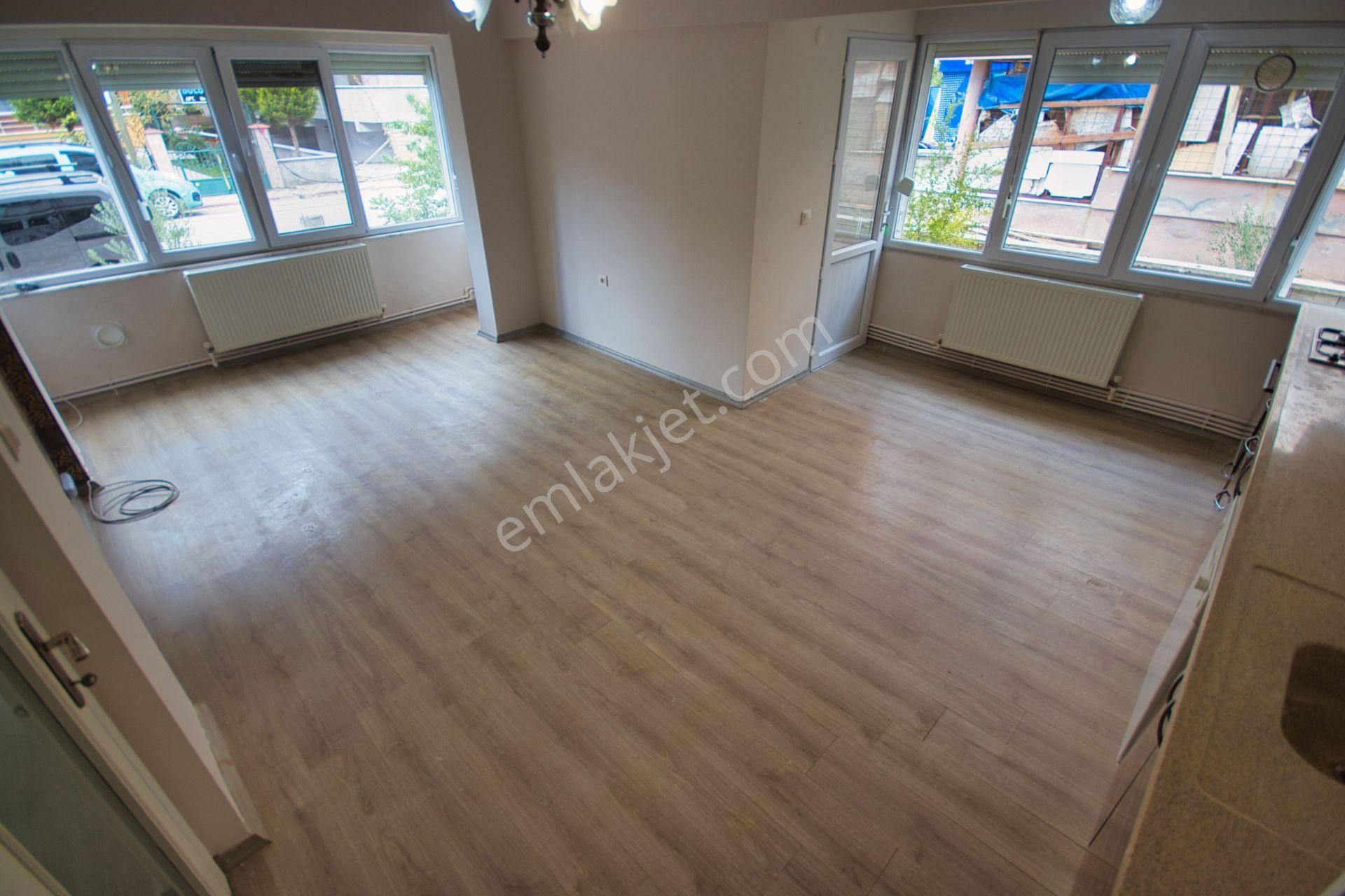 🛑🛑aktif'ten Akçay'da Satılık 3+1 Ebeveyn Banyolu Bahçeli Ön Cephe Masrafsız Daire - Görsel 3