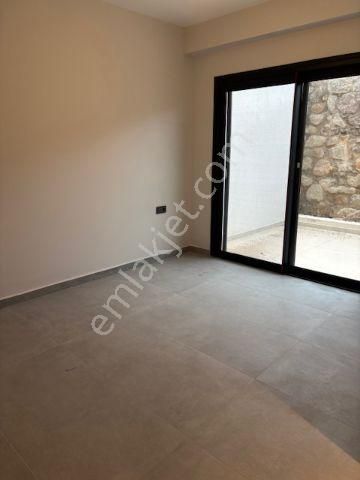 Bodrum Ortakent Te Kiralık Site İçi Villa Özel Havuzlu 4+1 - Görsel 18