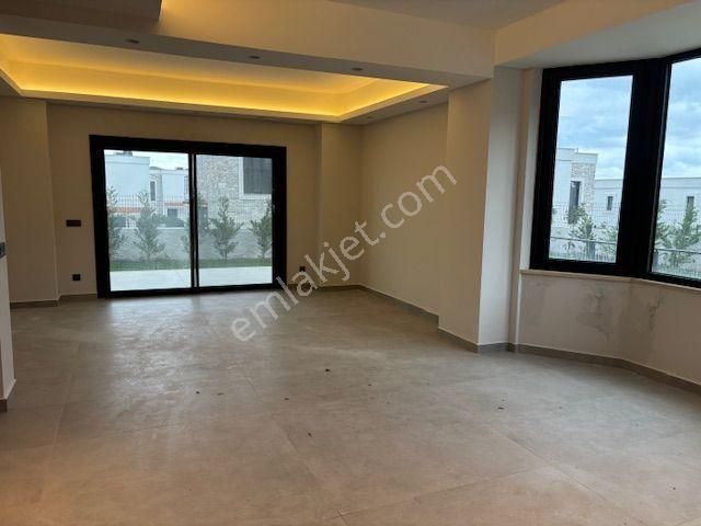 Bodrum Ortakent Te Kiralık Site İçi Villa Özel Havuzlu 4+1 - Görsel 9