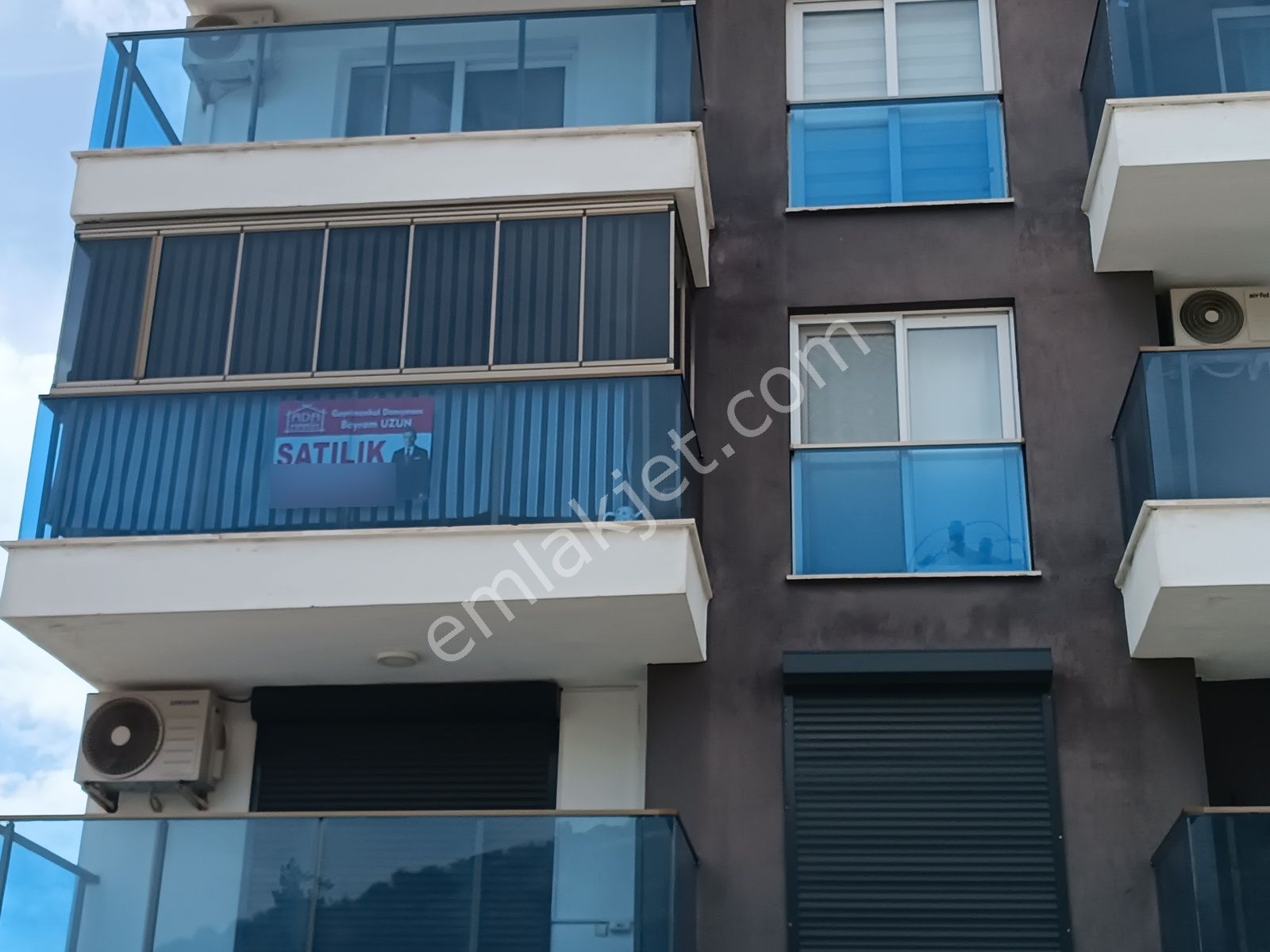 Havuzlu, Eşyalı, Katlamalı Cam Balkonlu, 57 M2 Satılık 1+1 Daire - Görsel 8