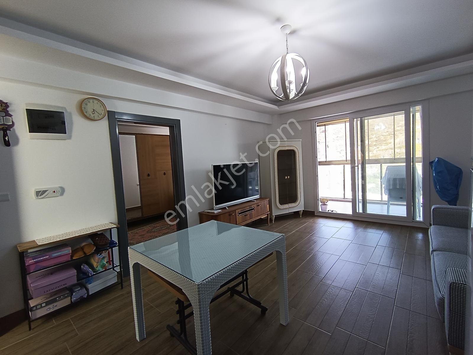 Havuzlu, Eşyalı, Katlamalı Cam Balkonlu, 57 M2 Satılık 1+1 Daire - Görsel 25