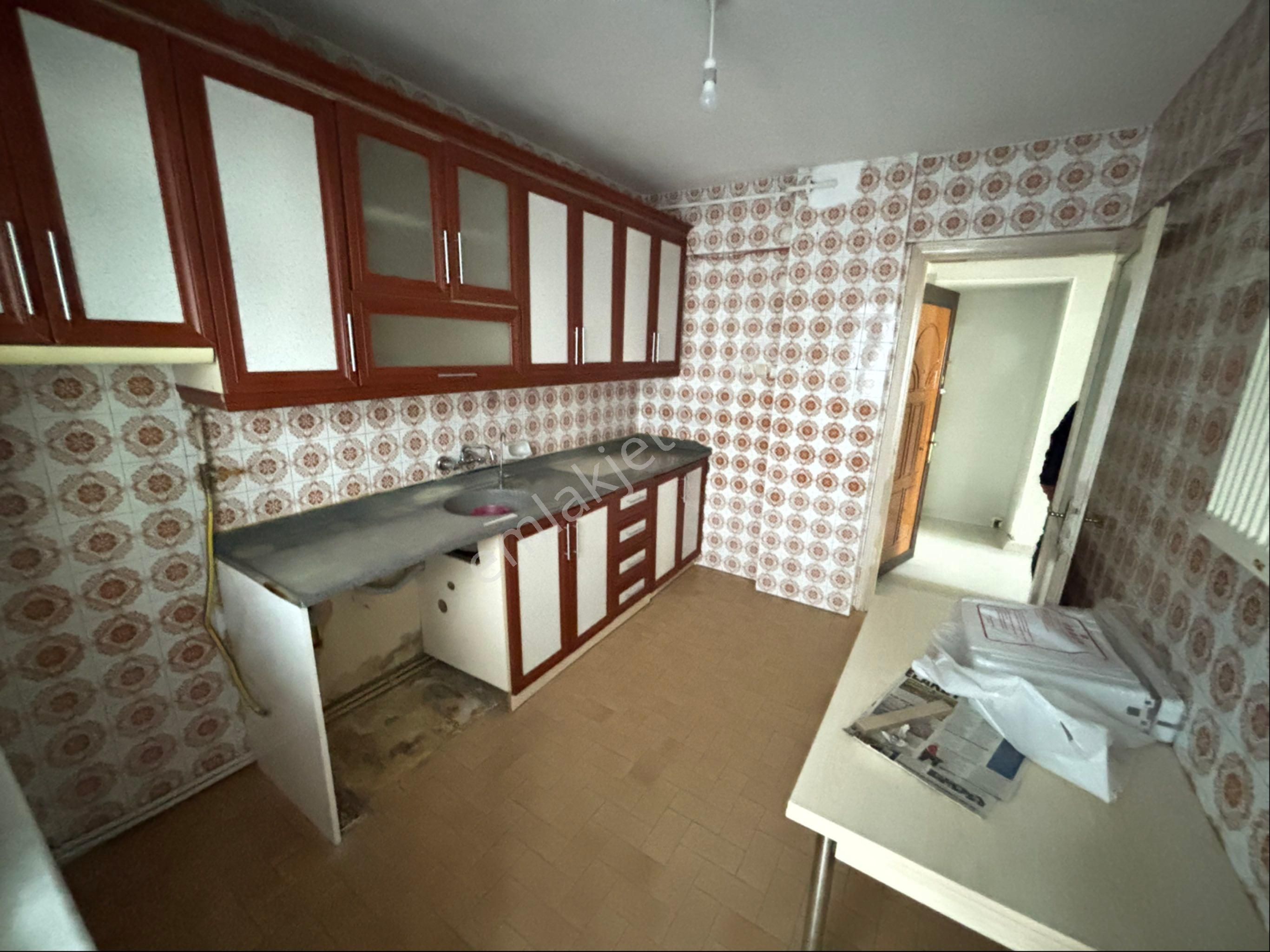 Delta’dan Denizköşkler’de 3+1 Temiz Bakımlı 130m2 Kiralık Ara Kat Daire - Görsel 14