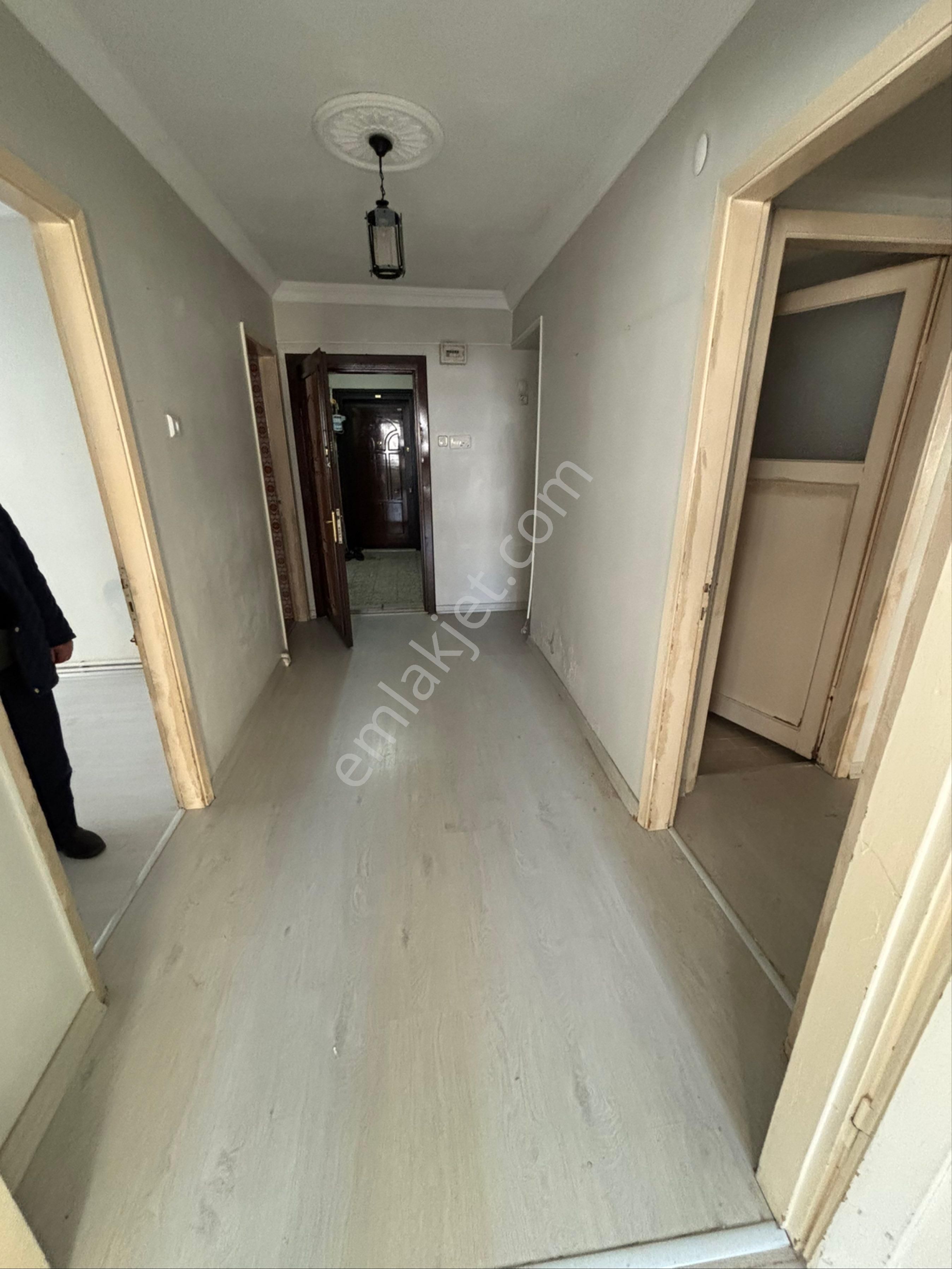Delta’dan Denizköşkler’de 3+1 Temiz Bakımlı 130m2 Kiralık Ara Kat Daire - Görsel 24