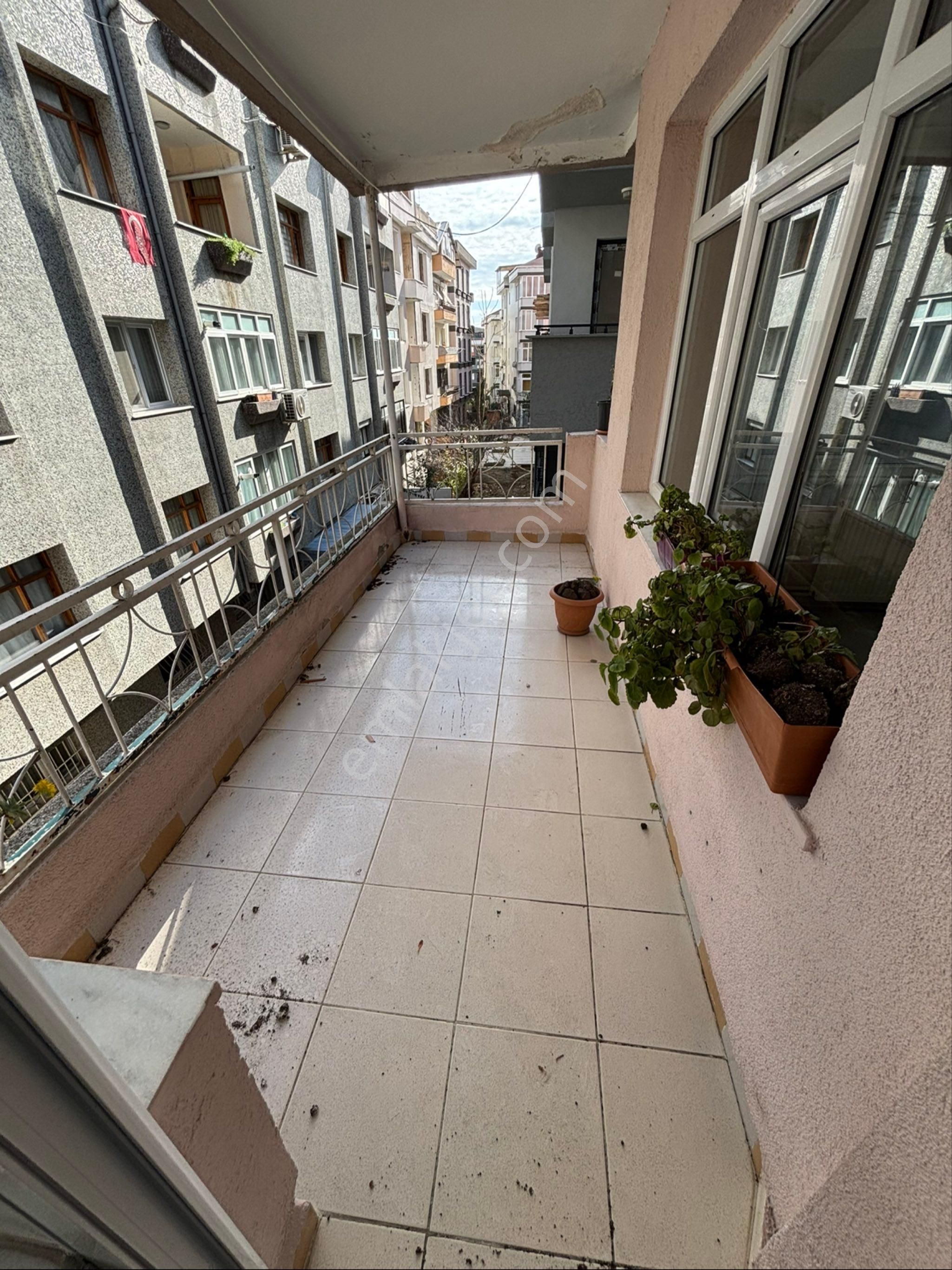 Delta’dan Denizköşkler’de 3+1 Temiz Bakımlı 130m2 Kiralık Ara Kat Daire - Görsel 4