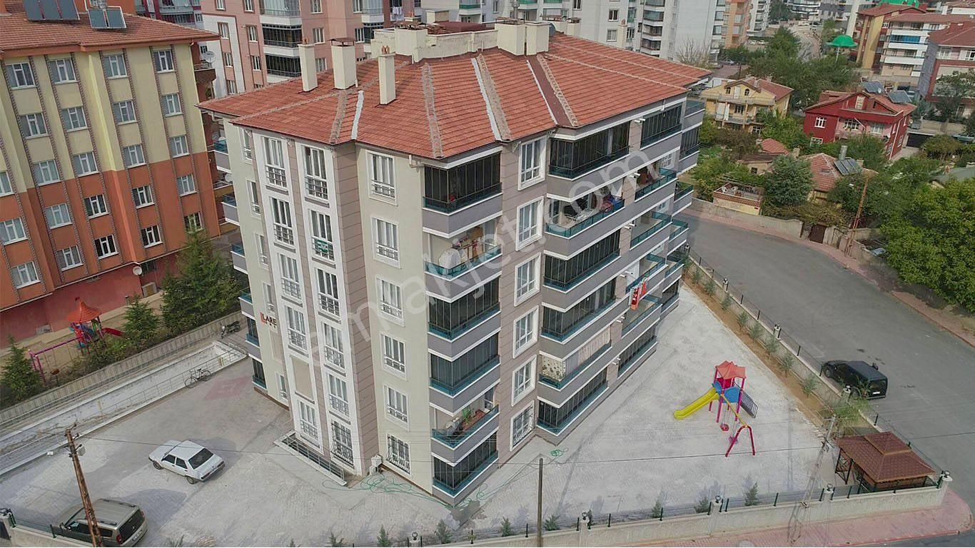 Acil Araç Takaslı Adliye Civarı Satılık 3+1 Konumu Güzel Daire - Görsel 19