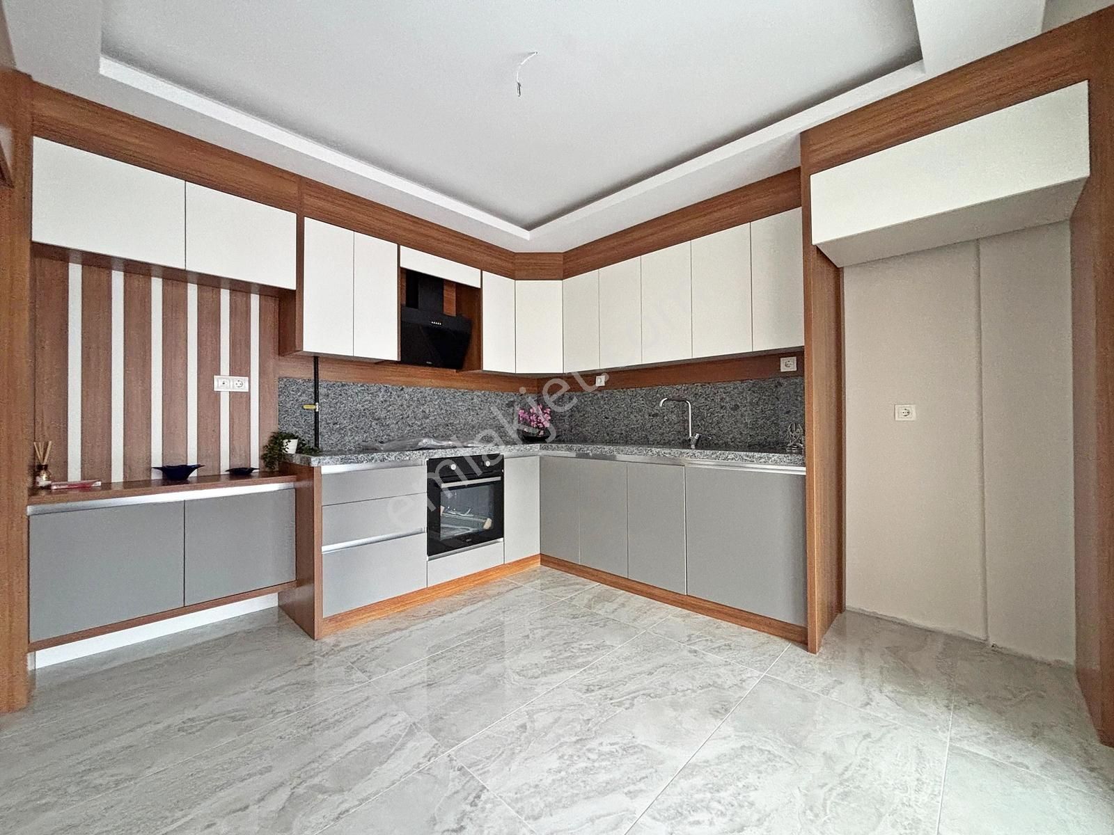 Yuvam'dan Bulvar Üzeri Ultra Lüx Yapılı Kaçmaz Fiyata 3+1 - Görsel 21