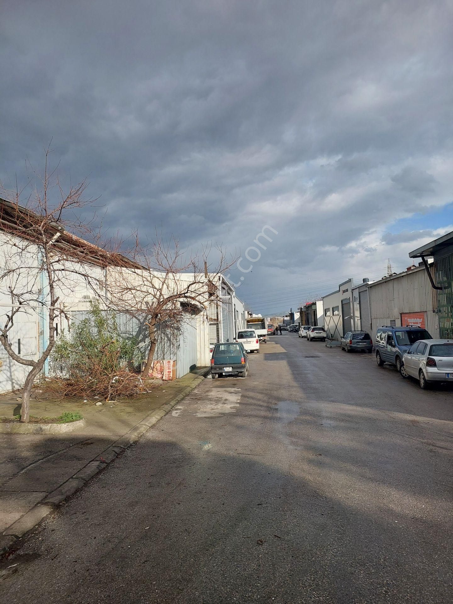 Otosansit Sanayi Sitesi 9-blokta Kiralık 3-bişik 432m2 Köşe Dükkan - Görsel 25