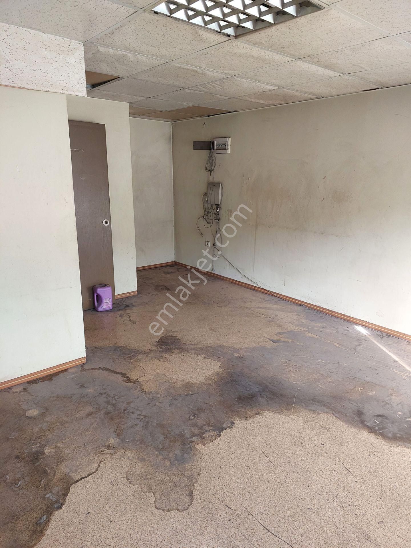 Otosansit Sanayi Sitesi 9-blokta Kiralık 3-bişik 432m2 Köşe Dükkan - Görsel 18