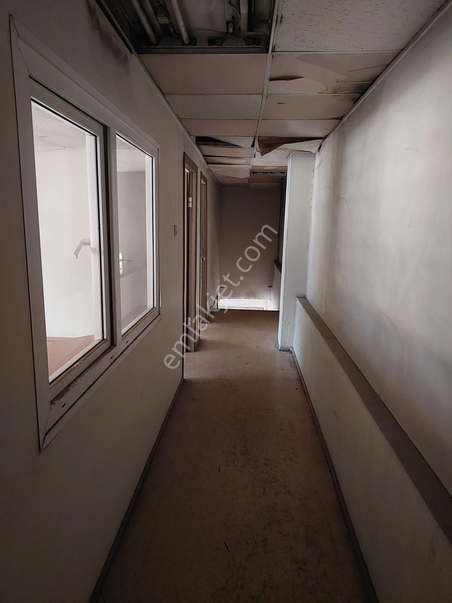 Otosansit Sanayi Sitesi 9-blokta Kiralık 3-bişik 432m2 Köşe Dükkan - Görsel 20