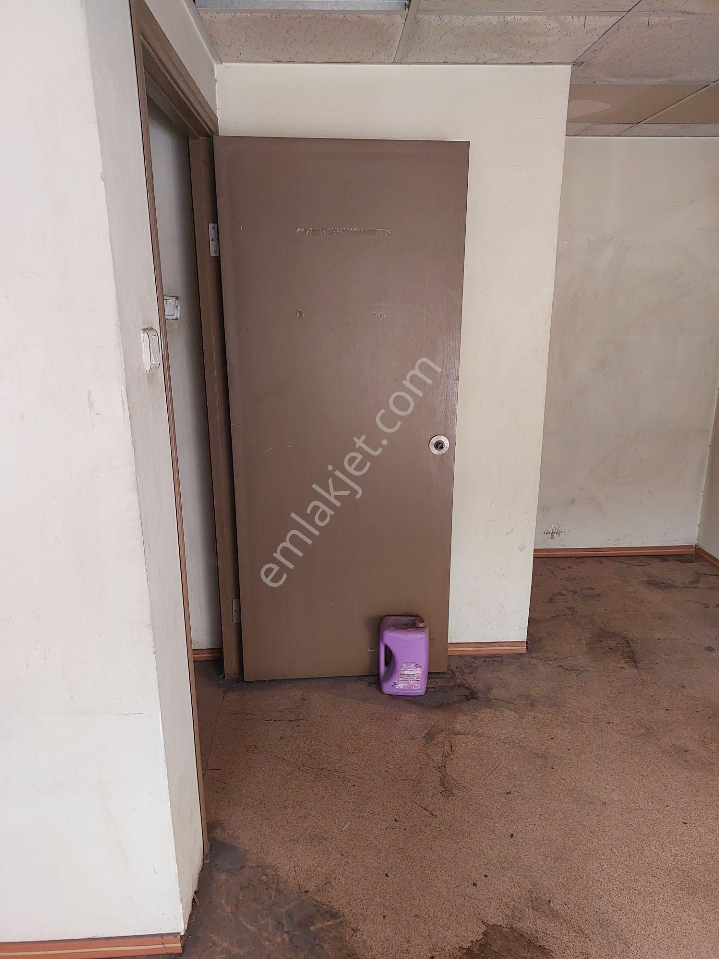 Otosansit Sanayi Sitesi 9-blokta Kiralık 3-bişik 432m2 Köşe Dükkan - Görsel 19