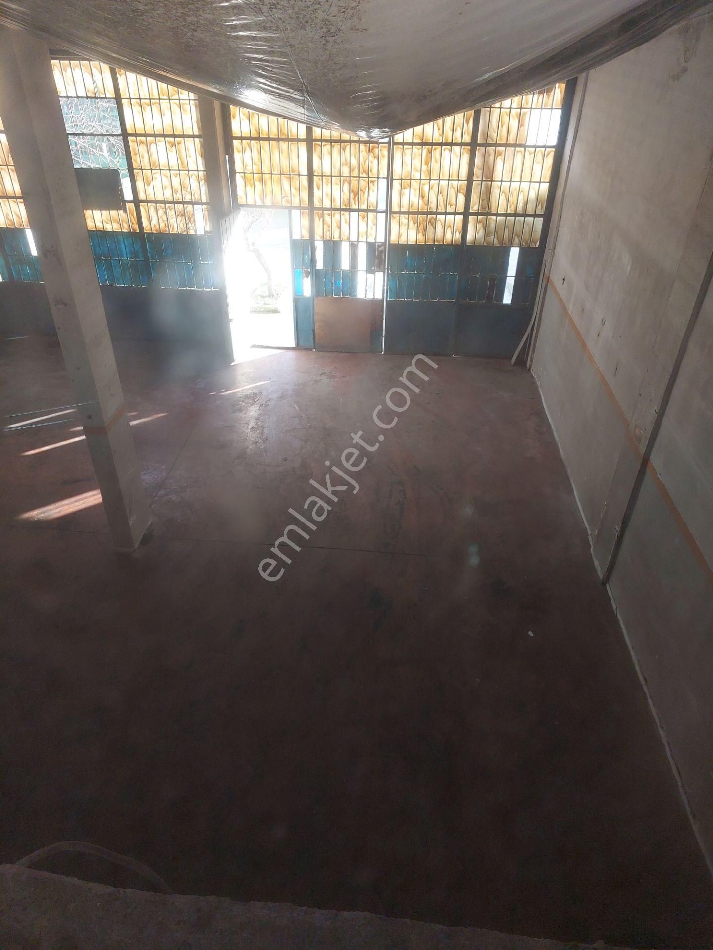 Otosansit Sanayi Sitesi 9-blokta Kiralık 3-bişik 432m2 Köşe Dükkan - Görsel 13