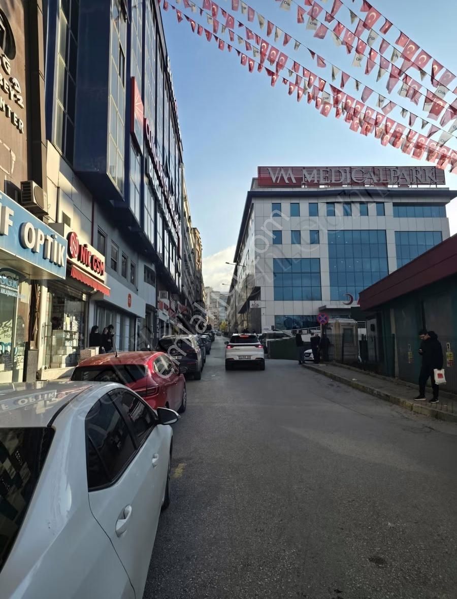 Bursanın En Değerli Noktalarından Fevzi Çakmak Caddesinde