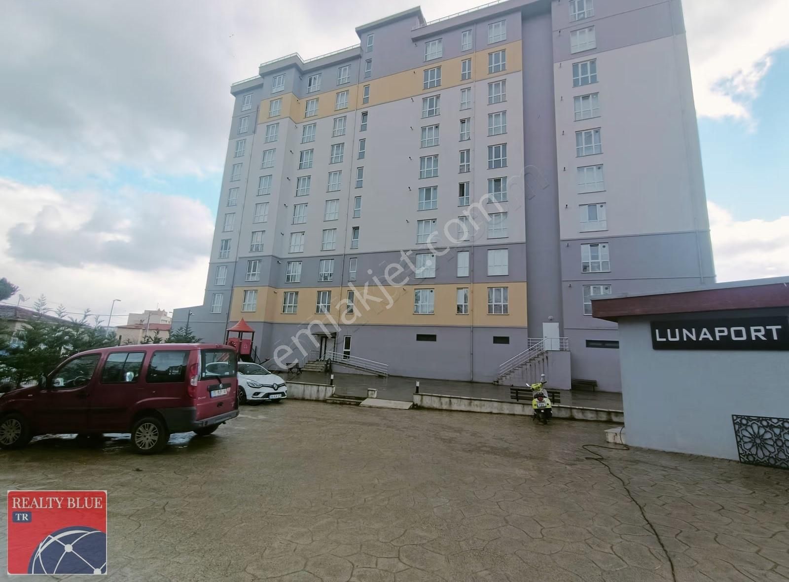 Sabiha Gökçen Havaalanı Yakını_ Temiz Eşyalı 2+1 Kiralık Daire