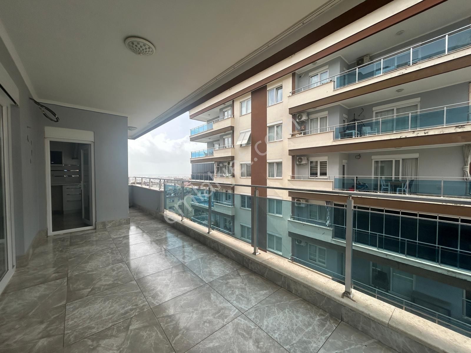 Alanya Çıplaklı'da Kiralık Site İçinde Ayrı Mutfaklı 2+1 Daire - Görsel 5