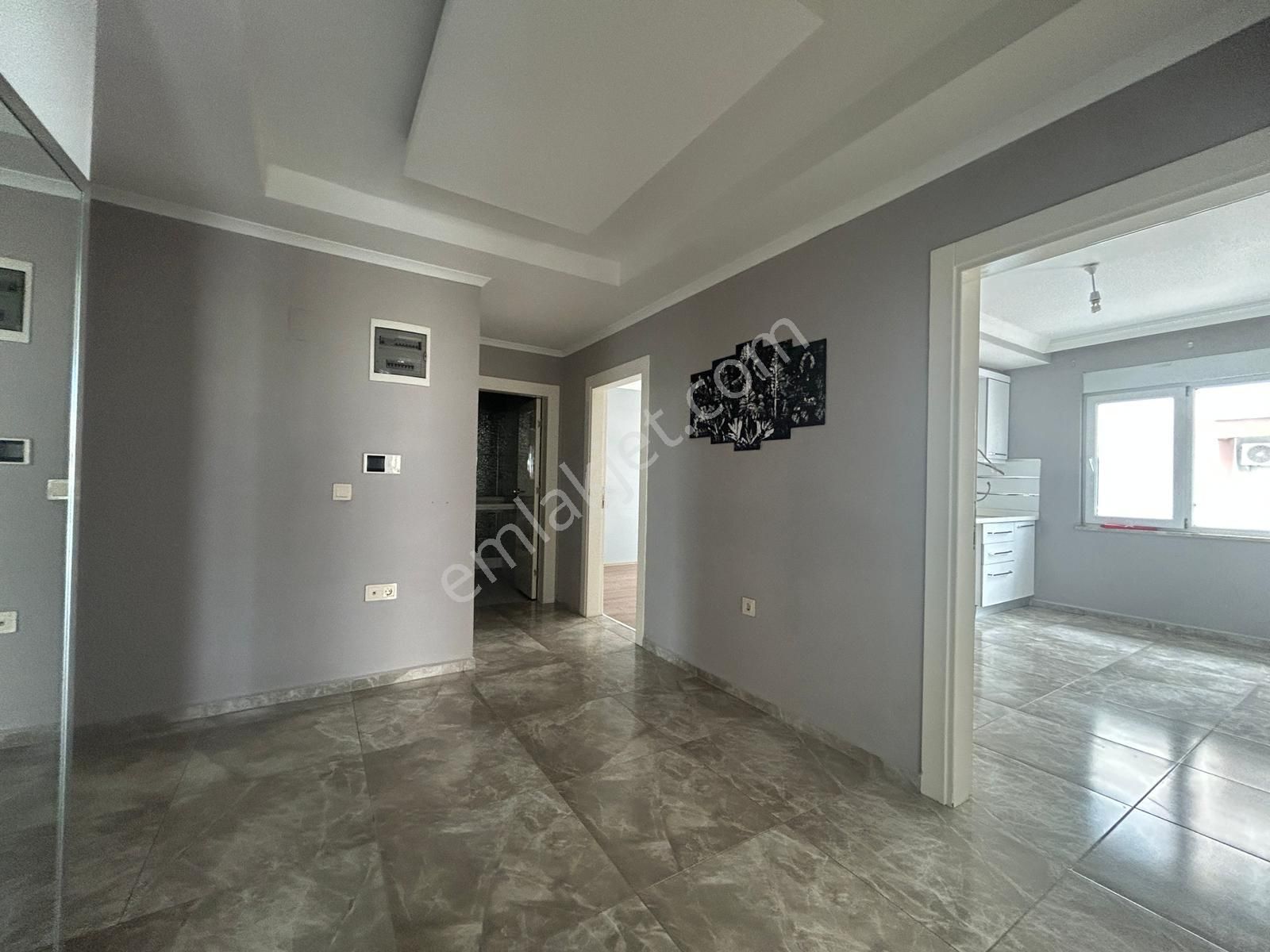 Alanya Çıplaklı'da Kiralık Site İçinde Ayrı Mutfaklı 2+1 Daire - Görsel 3