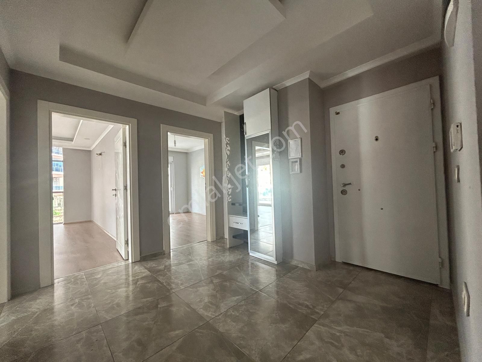 Alanya Çıplaklı'da Kiralık Site İçinde Ayrı Mutfaklı 2+1 Daire - Görsel 8