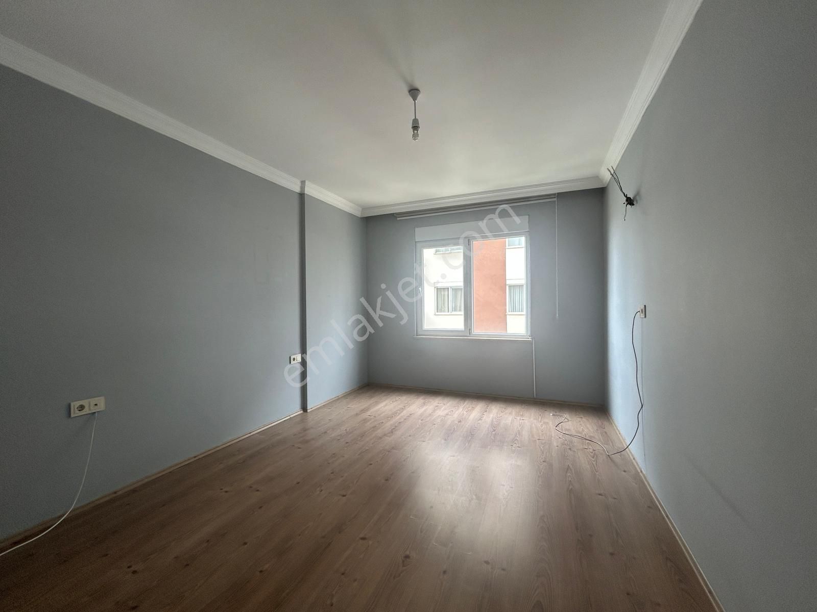 Alanya Çıplaklı'da Kiralık Site İçinde Ayrı Mutfaklı 2+1 Daire - Görsel 4