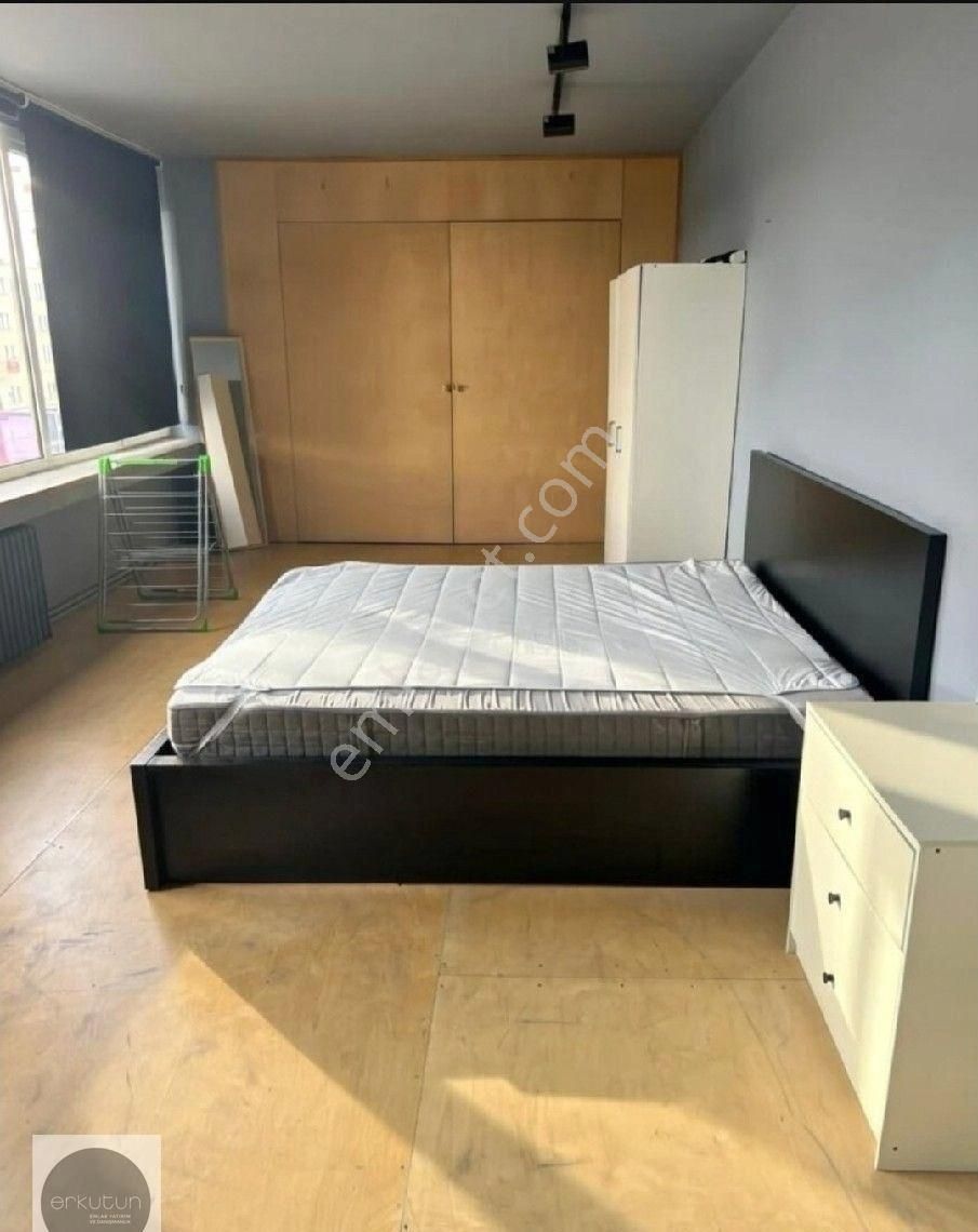 Erkutun'dan, Karaköy Meydanı'nın İmza Binasında Kiralık İş Yeri Fırsatı - Görsel 2