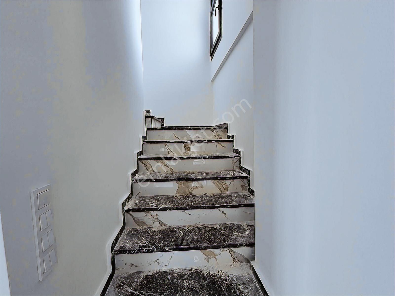 Ayvalık Küçükköy Yerden Isıtmalı 4+1 Villa - Görsel 18