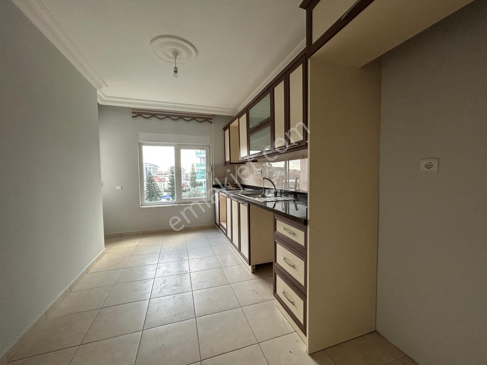 Alanya Cikcilli'de Site İçerisinde Ayrı Mutfak 2+1 Kiralık Daire - Görsel 7