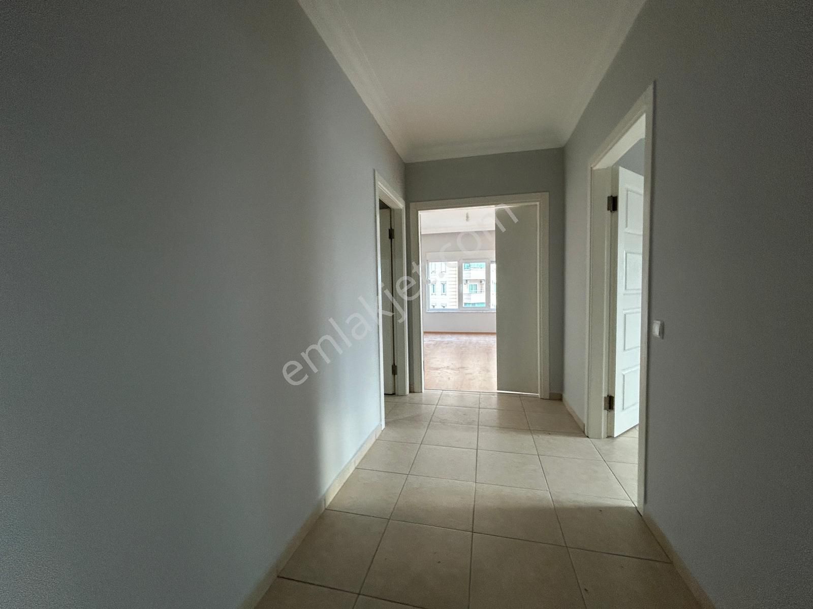 Alanya Cikcilli'de Site İçerisinde Ayrı Mutfak 2+1 Kiralık Daire - Görsel 4