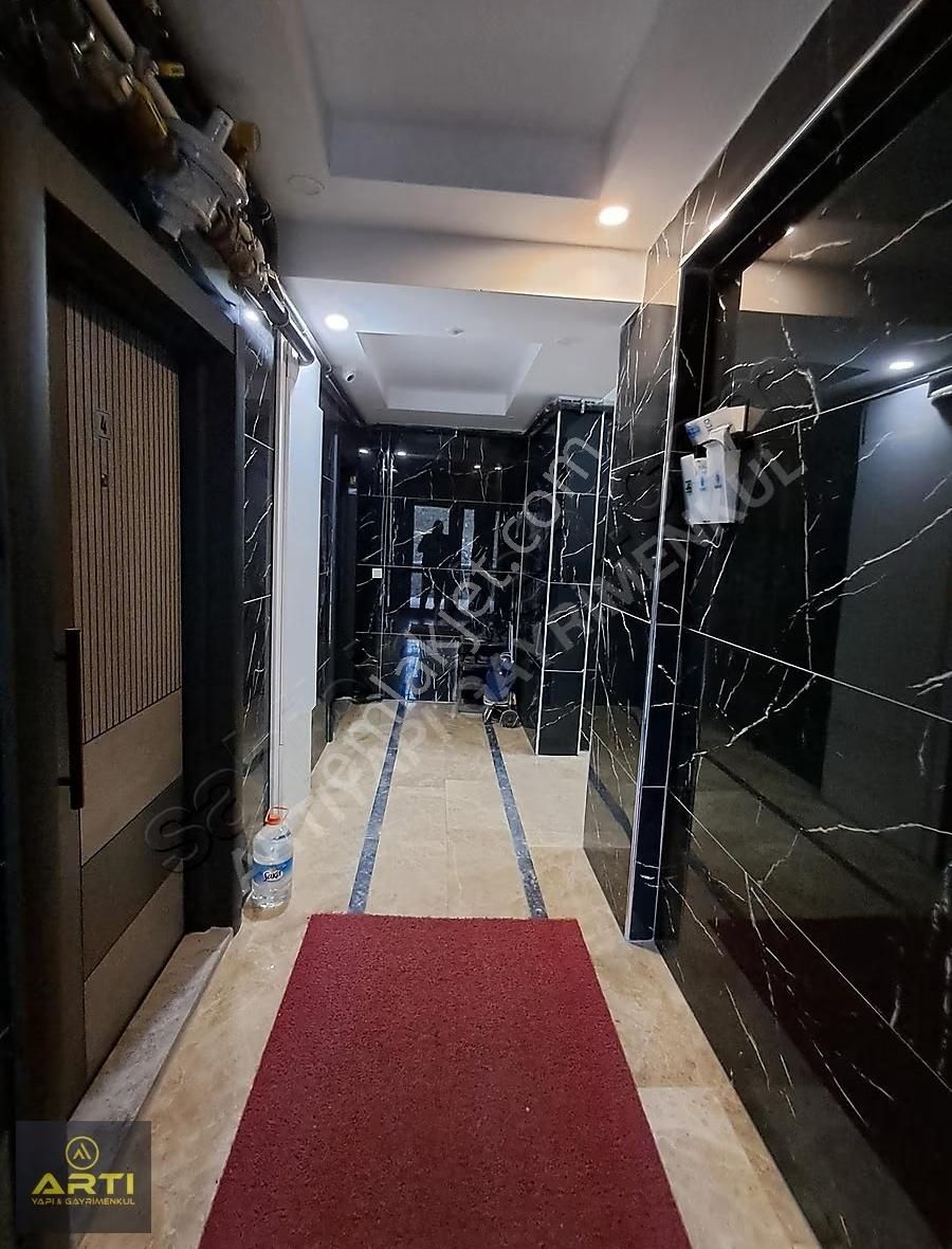 Hadımköy De Aile Binasında Satılık Kullanışlı 2+1 Daire... - Görsel 23