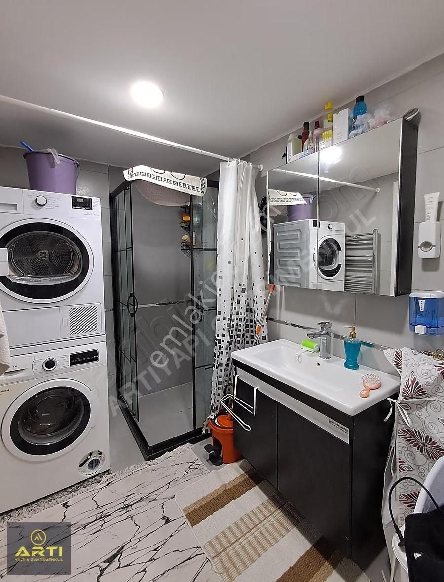 Hadımköy De Aile Binasında Satılık Kullanışlı 2+1 Daire... - Görsel 28
