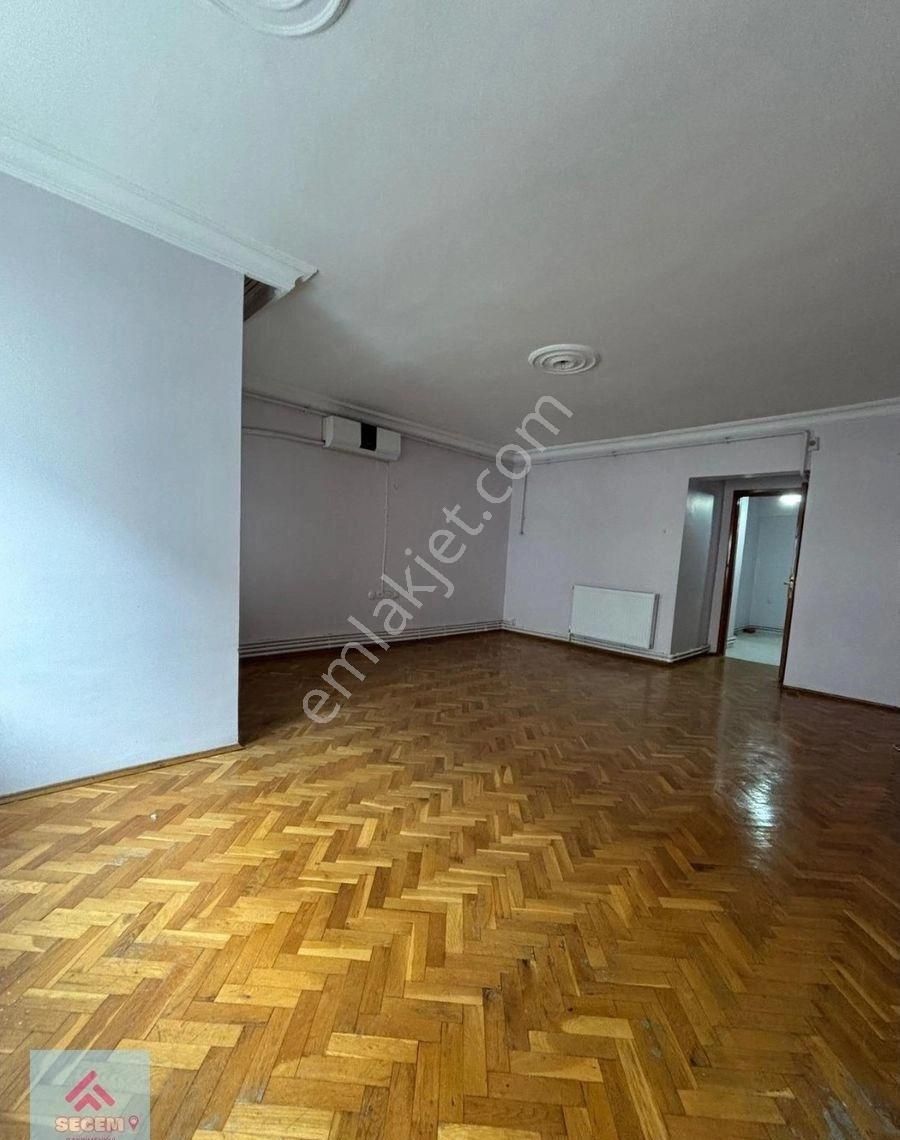 Sunullah Mahallesi Ordu Caddesi’nde Kiralık 2+1 Daire - Görsel 12