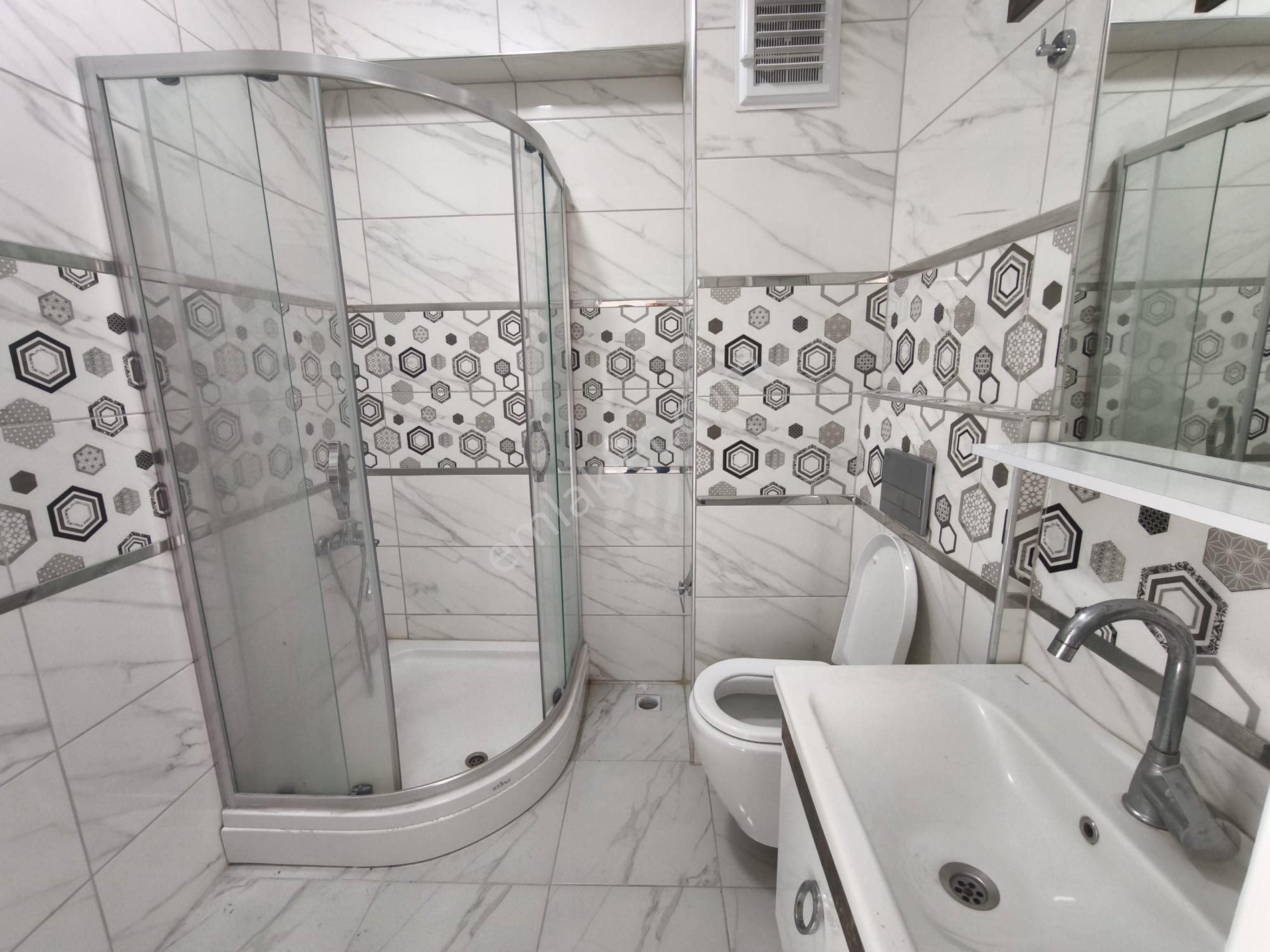 Karasu’da Tam Donanımlı Havuzlu Site İçi Aqua Parklı 2+1 Kombi Petekli Cam Balkonlu Satılık Daire - Görsel 12