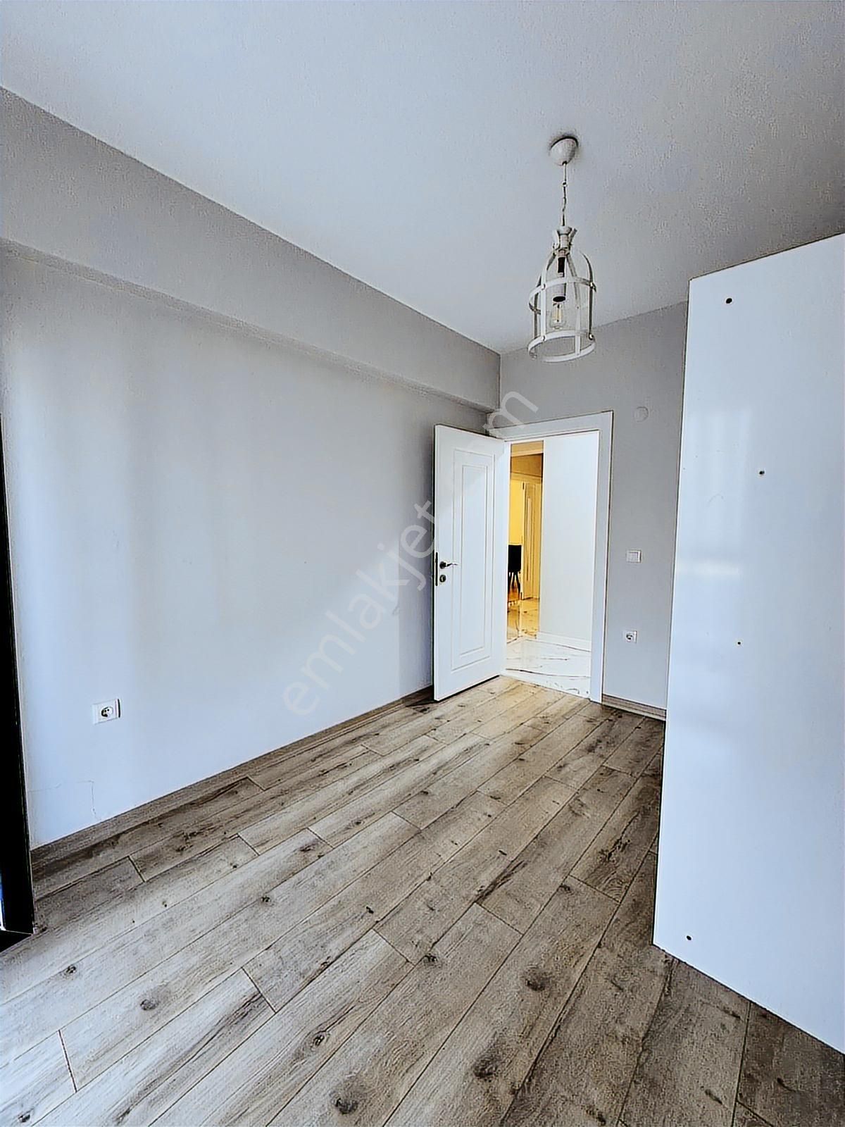 Hasanağa Kızılcıklı'da Kiralık 3+1 Eşyalı Daire - Görsel 15