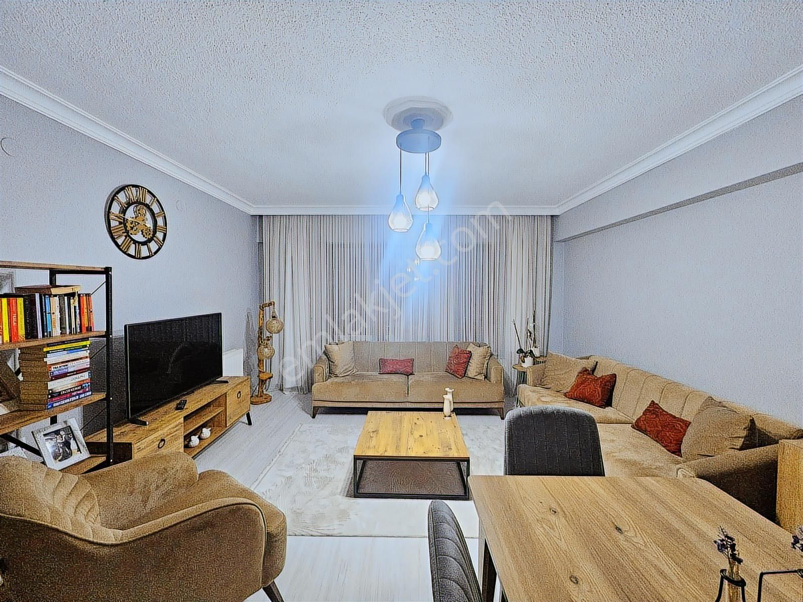 Malazgirt Mah. Asansörlü, Ebeveyn Banyolu Satılık 3+1 Daire