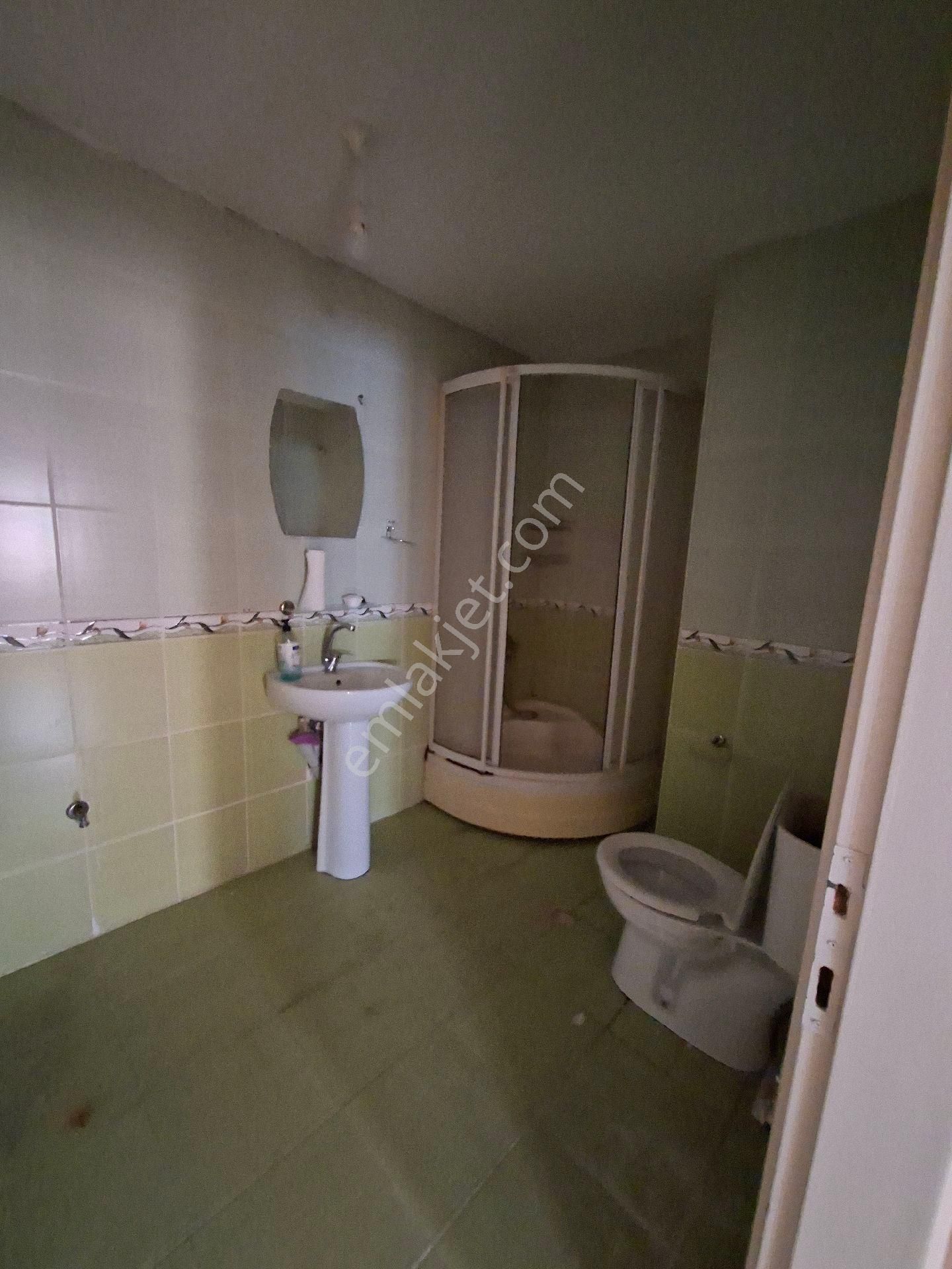 Yenibosna Zafer Mah Kiralık Teras Kat Daire Mevlana Cami - Görsel 11