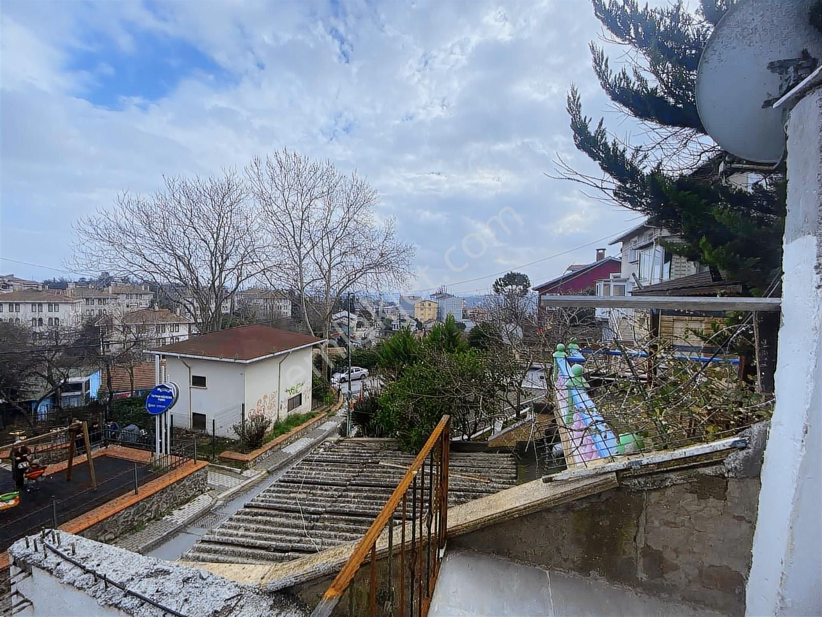 Can Emlaktan Müstakil Tadında Manzaralı Teraslı