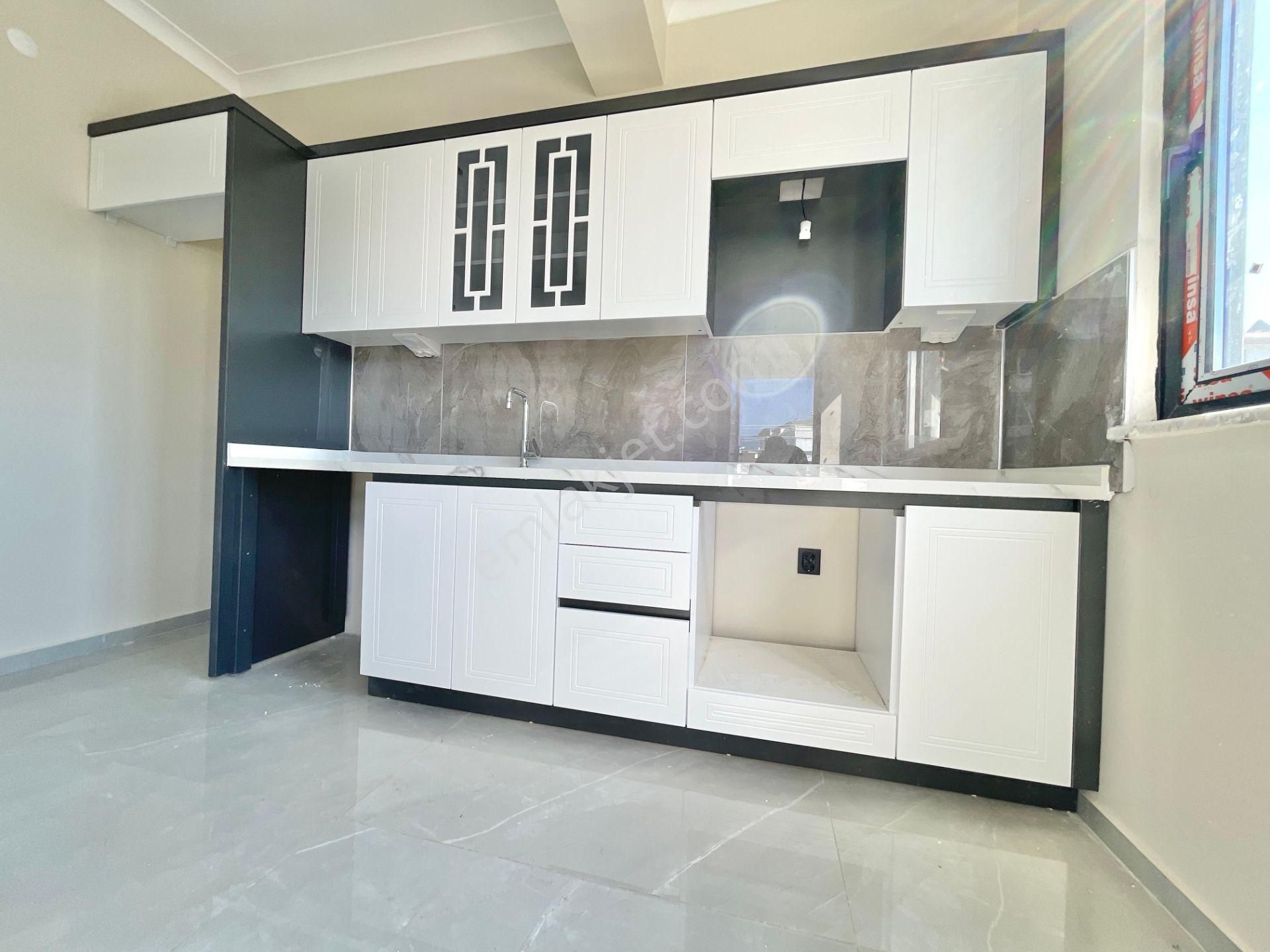 Berkay Demirel'den Altınkumda Ayrı Mutfak Ön Cephe 2+1 Daire - Görsel 9