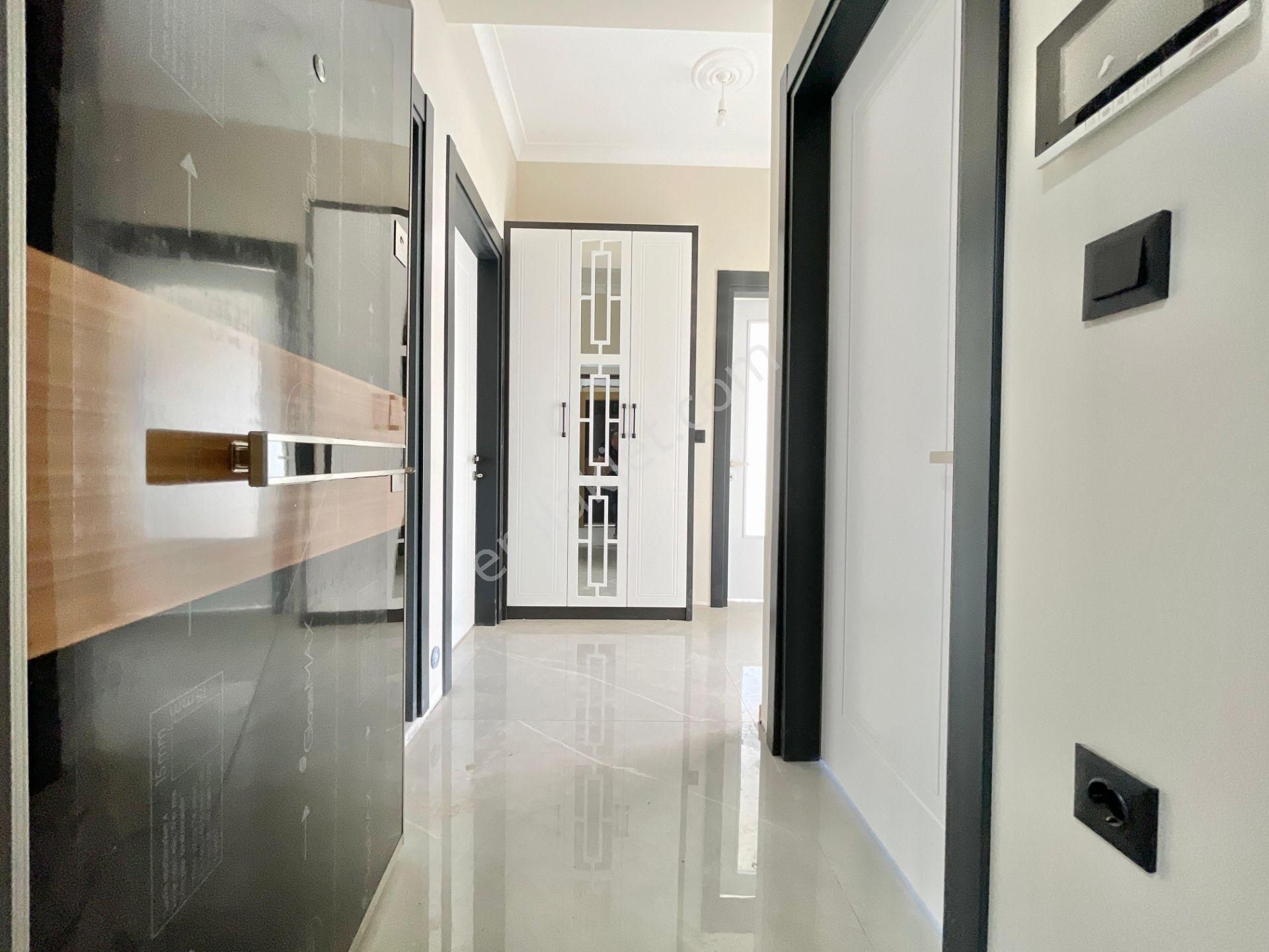 Berkay Demirel'den Altınkumda Ayrı Mutfak Ön Cephe 2+1 Daire - Görsel 3