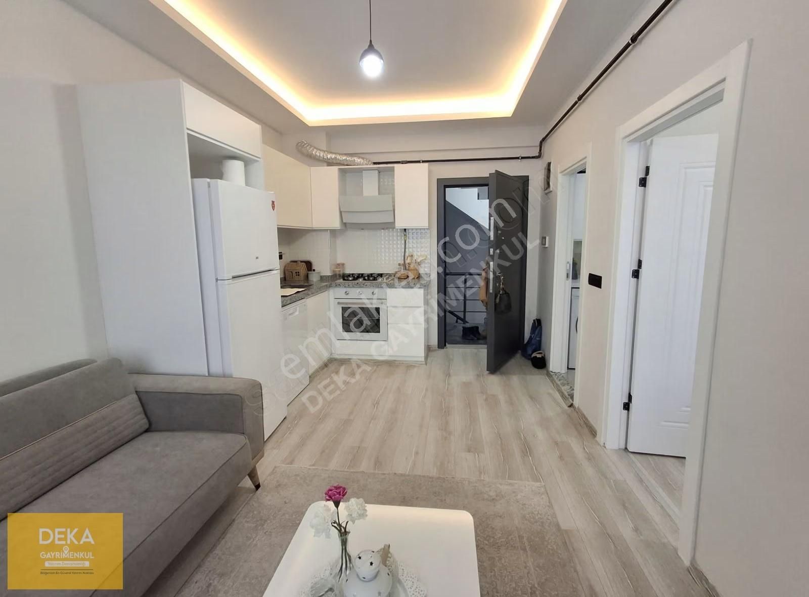 Deka Gayrimenkul'den Körfez'de Eşyalı Cam Balkonlu Kombili 1+1 - Görsel 6