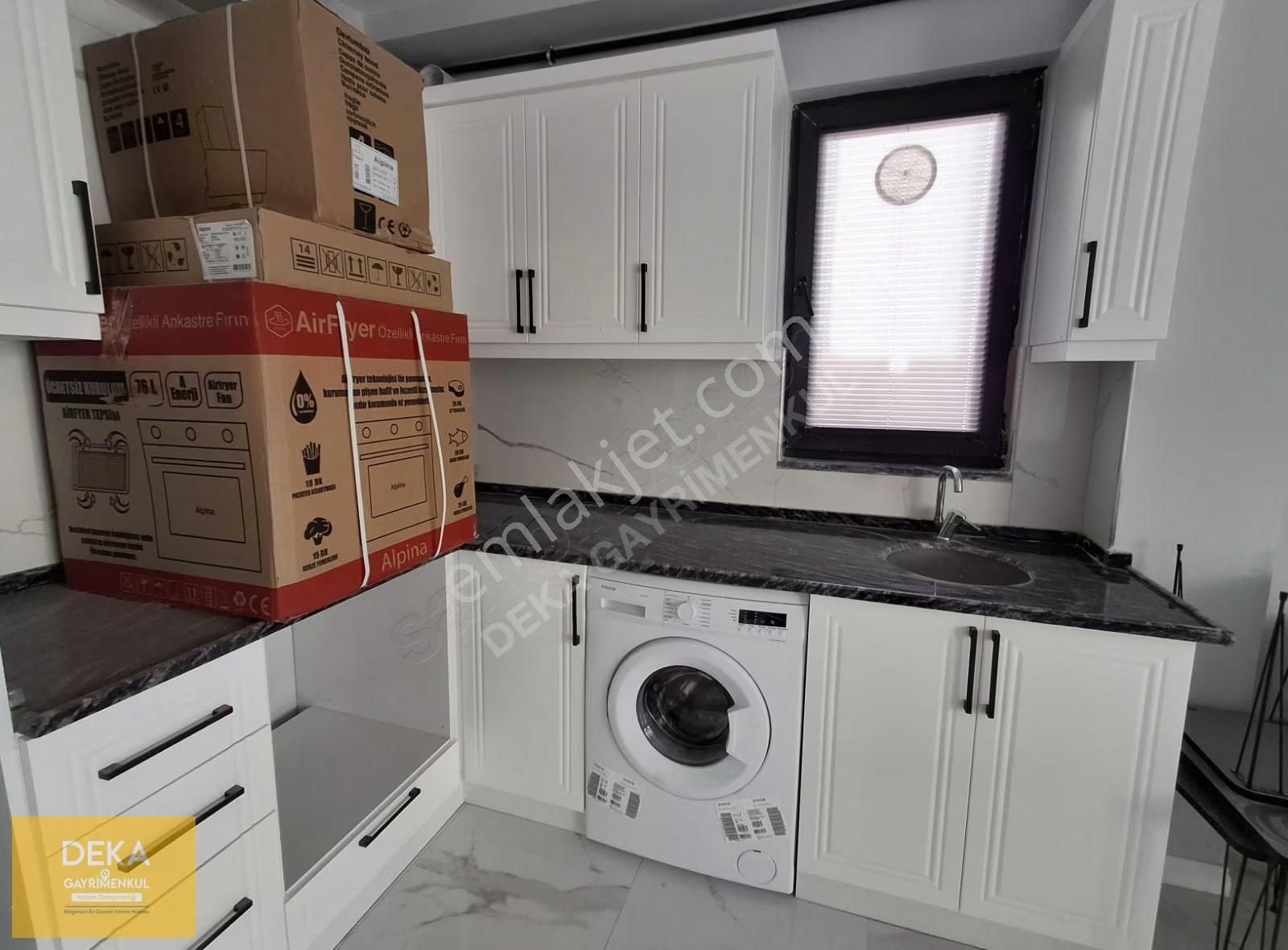 Deka Gayrimenkul'den Tramvayın Altında Cam Balkon Kombili 1+1 - Görsel 23