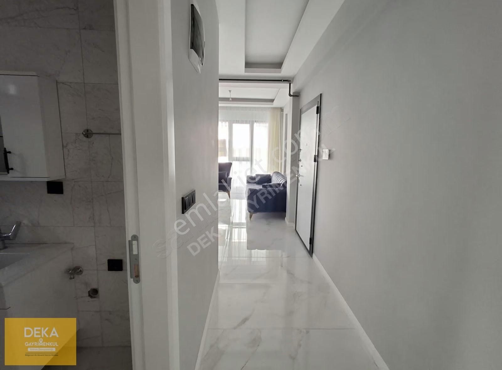 Deka Gayrimenkul'den Tramvayın Altında Cam Balkon Kombili 1+1 - Görsel 13