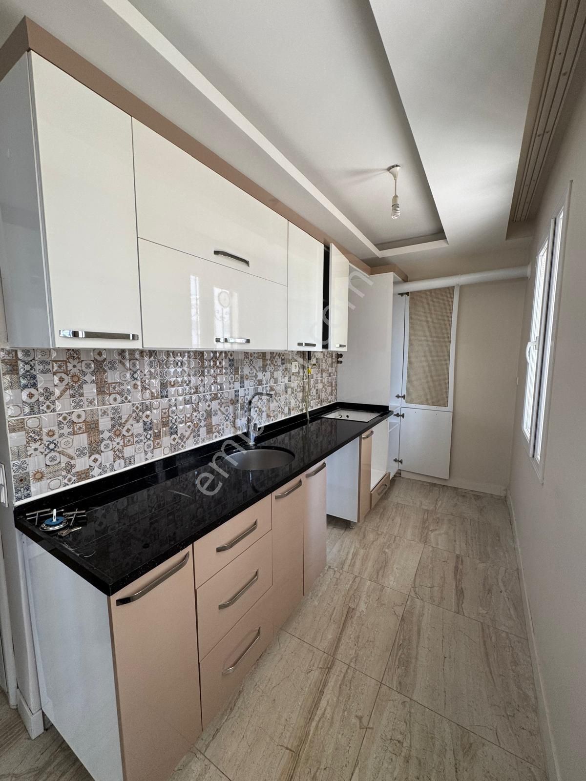 Adana Çukurova Yüzüncüyılda Kiralık 2+1 Doğalgazlı Fırsat Kiralık Daire - Görsel 12