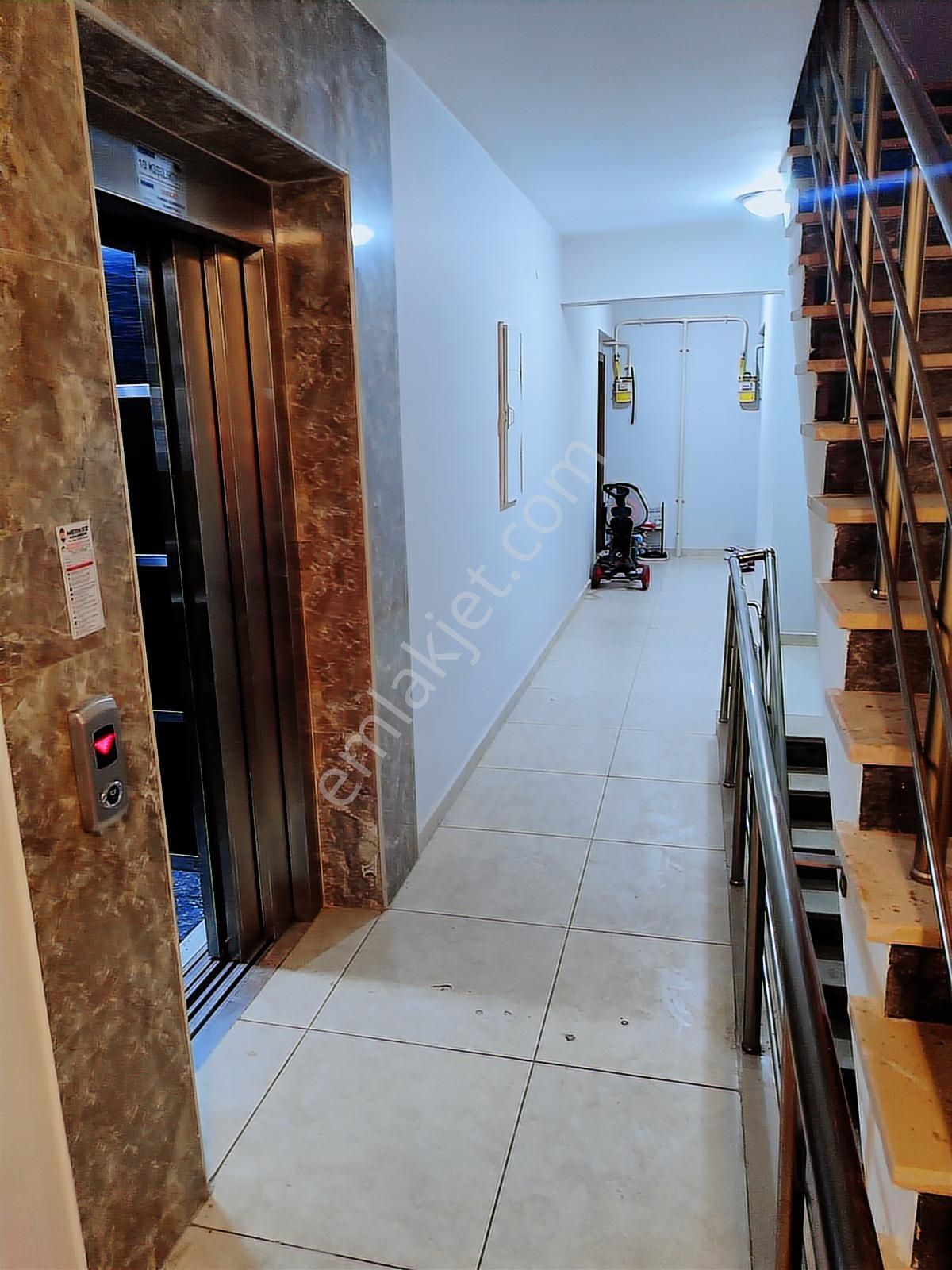 Acil Satılık 3+1 Daire Cumhuriyet Mahallesinde - Görsel 19