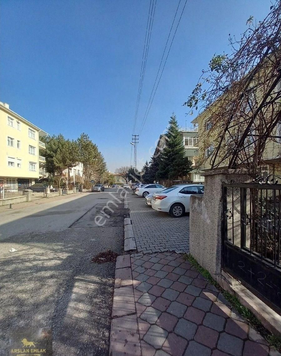 Arslan Gayrimenkul Den Keçiören Pınarbaşı Mah Alan Sokakta 3+1 Kiralık Giriş Katta Daire - Görsel 2