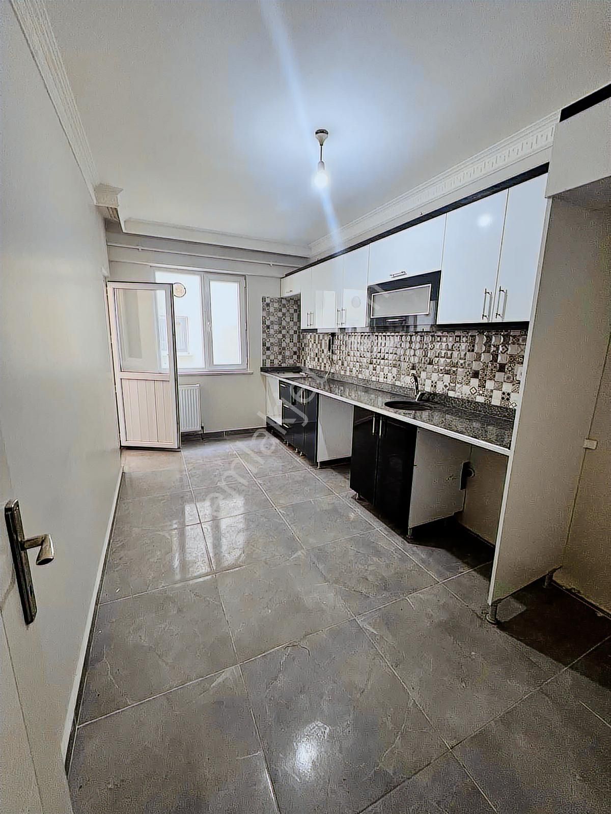 Onaydan Kapaklıda Kiralık 2+1 Daire