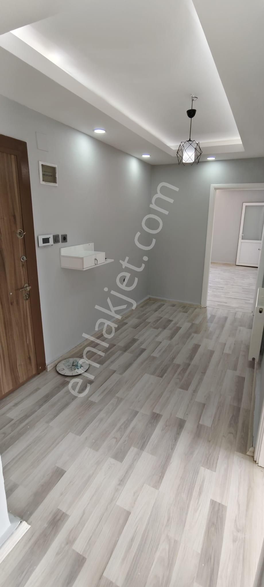 Adana Çukurovada Mahfesığmazda Kenan Evren Ve Özala Yakın Doğalgazlı İçi Yenilenmiş 3+1 Kiralık - Görsel 2